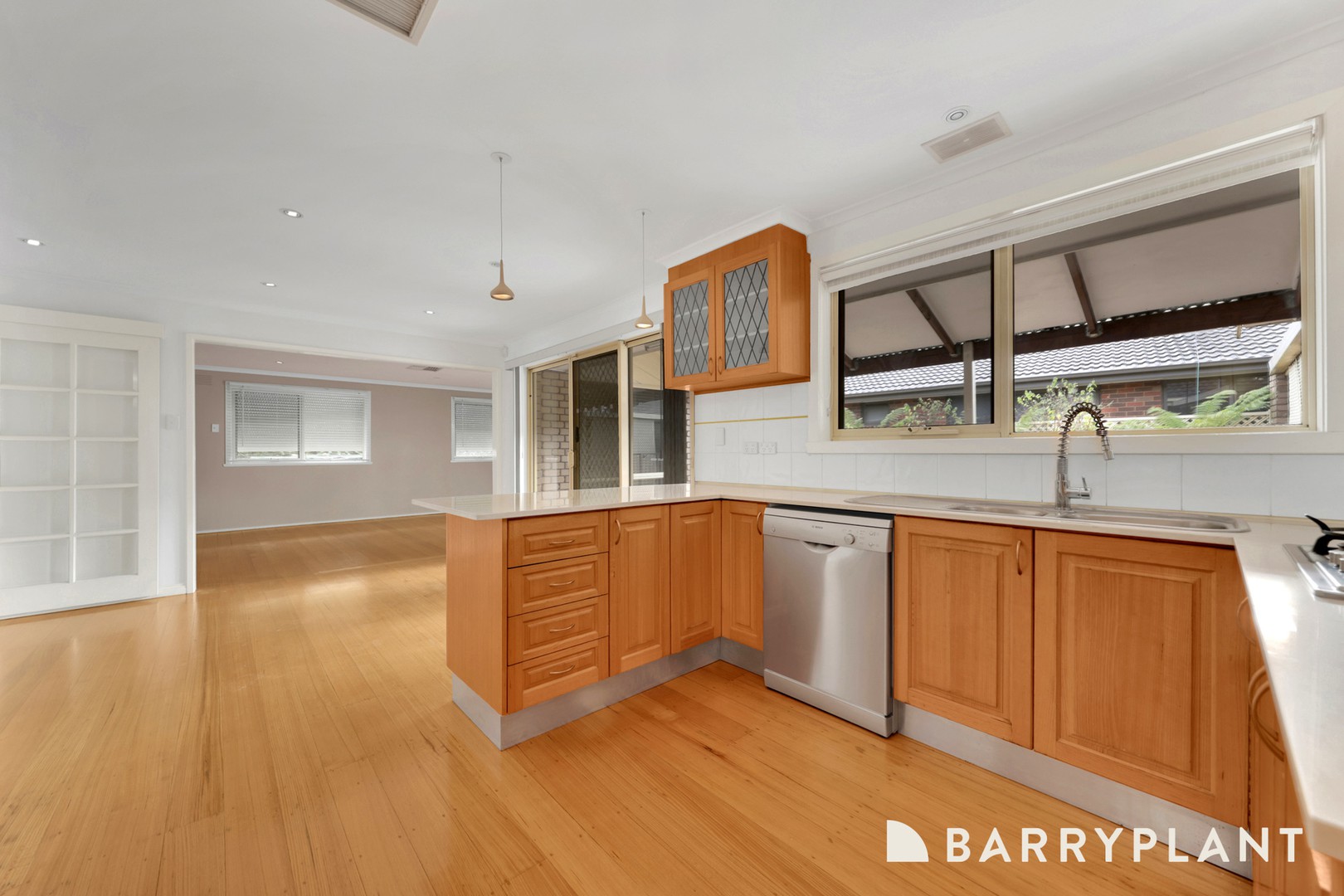 45 Roycroft Avenue, Mill Park, VIC 3082, Mill Park - Thumbnail 3