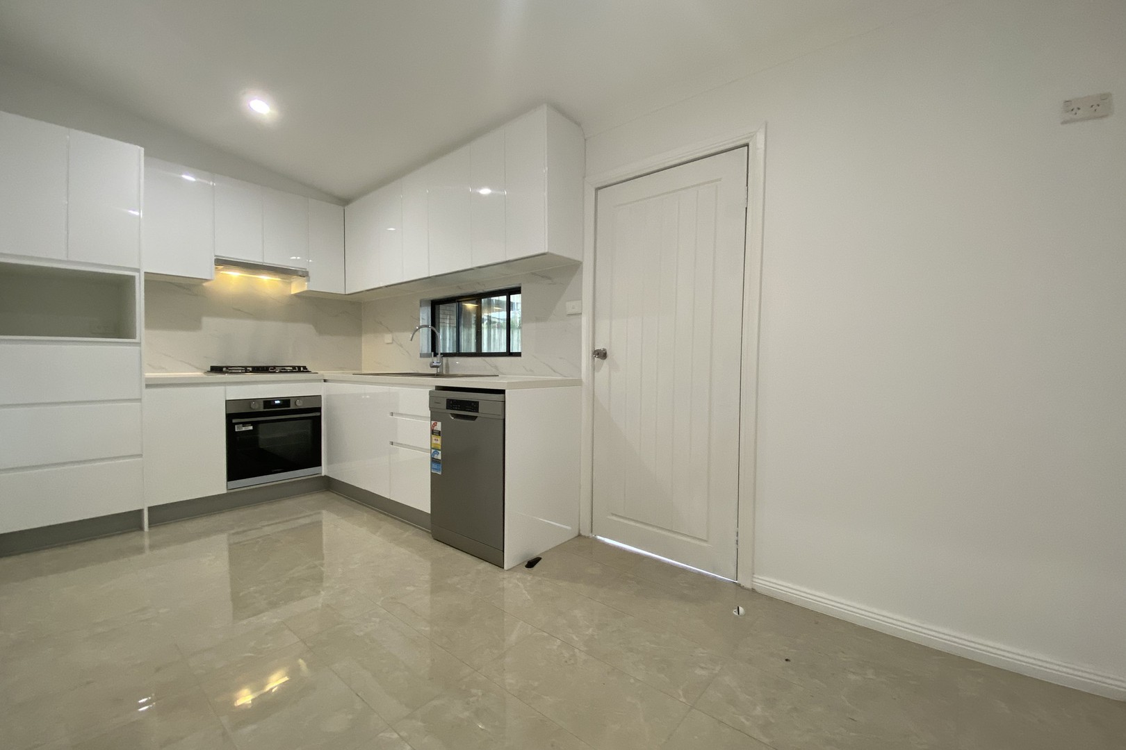 45 Salisbury Street, Coburg, VIC 3058, Coburg - Thumbnail 4
