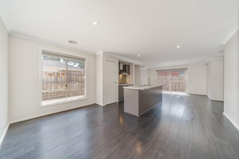 45 Sissinghurst Parade, Mernda, VIC 3754, Mernda - Thumbnail 3