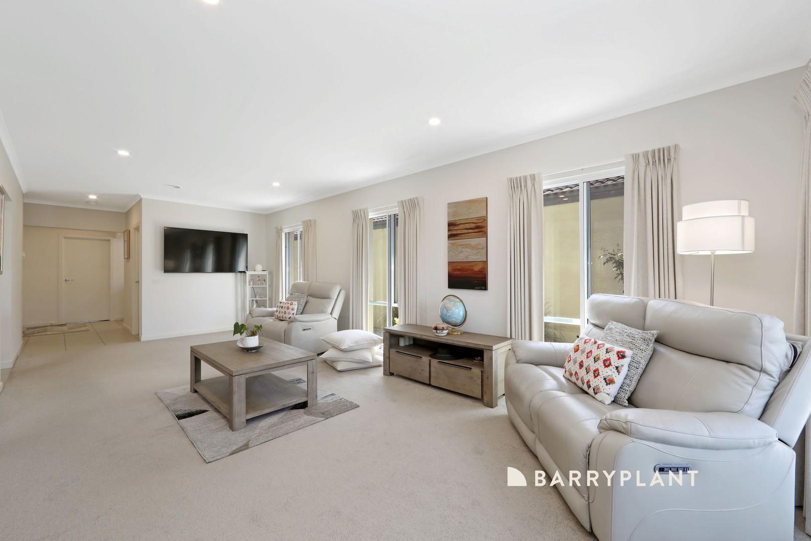 45 Sovereign Manors Crescent, Rowville, VIC 3178, Rowville - Thumbnail 4