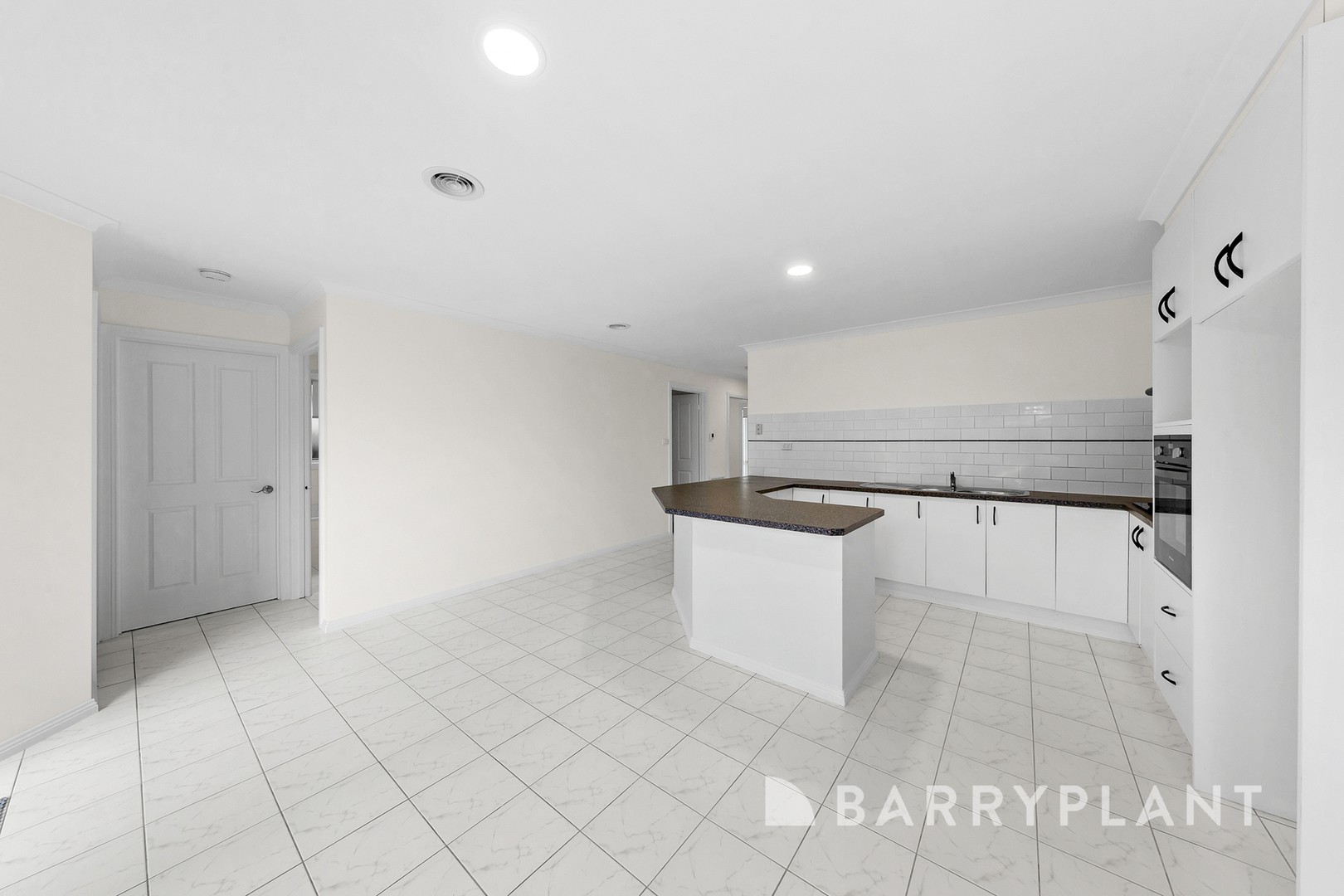 45 Vanessa Way, Delahey, VIC 3037, Delahey - Thumbnail 3