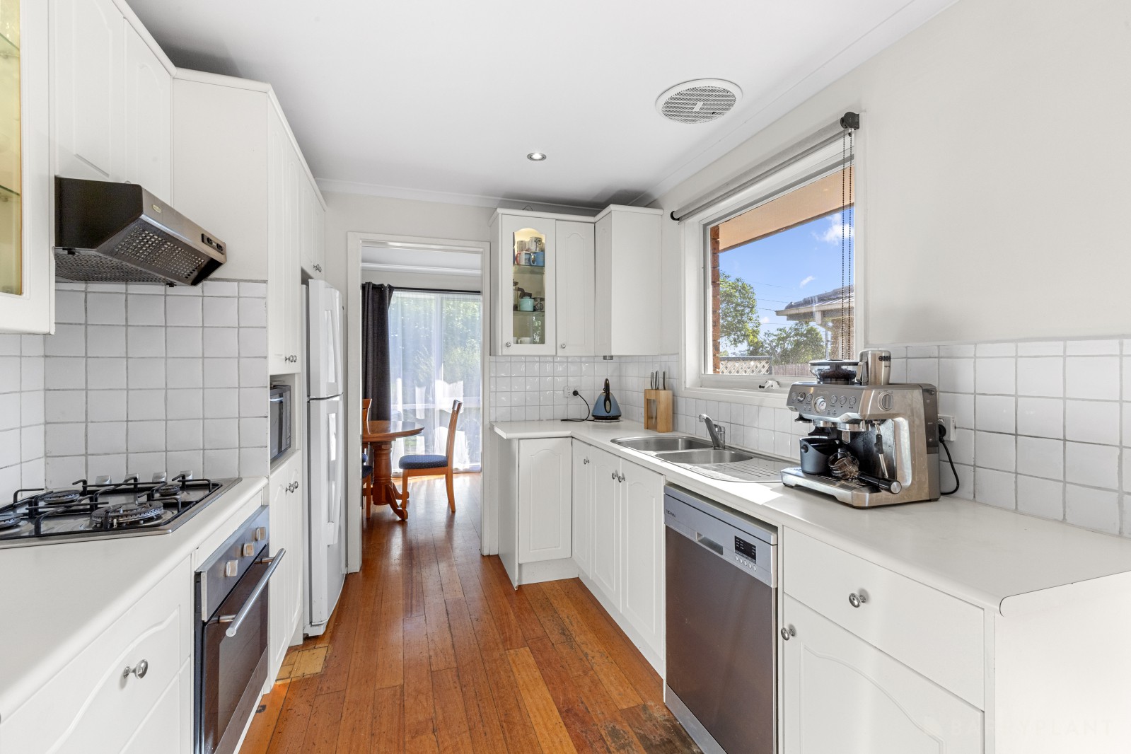 45 Whitehaven Crescent, Noble Park North, VIC 3174, Noble Park North - Thumbnail 6