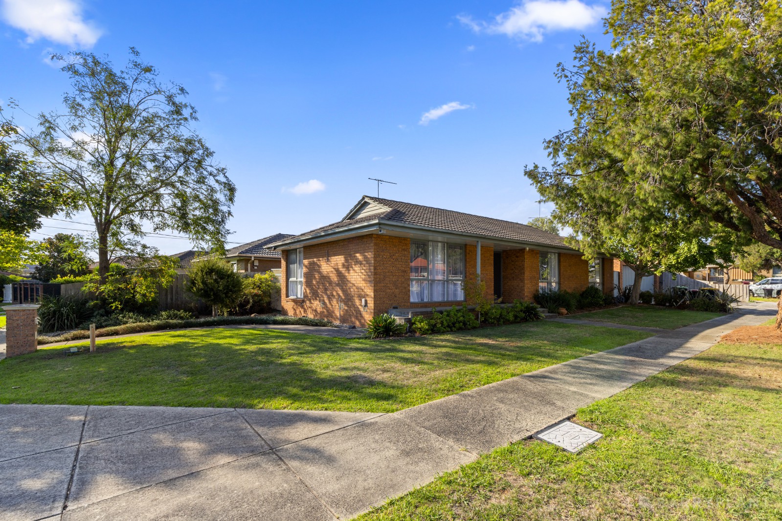45 Whitehaven Crescent, Noble Park North, VIC 3174, Noble Park North - Thumbnail 2