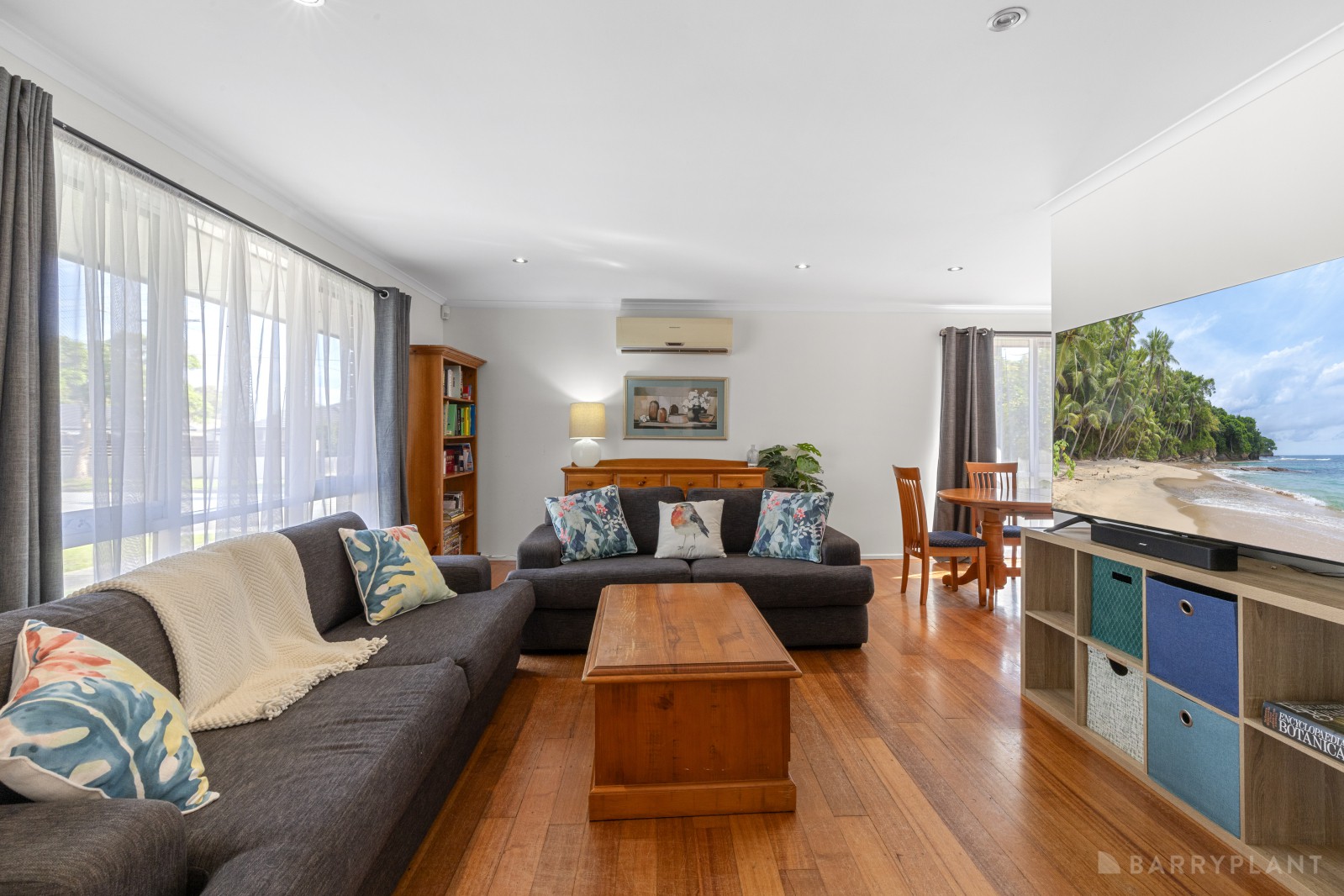 45 Whitehaven Crescent, Noble Park North, VIC 3174, Noble Park North - Thumbnail 3
