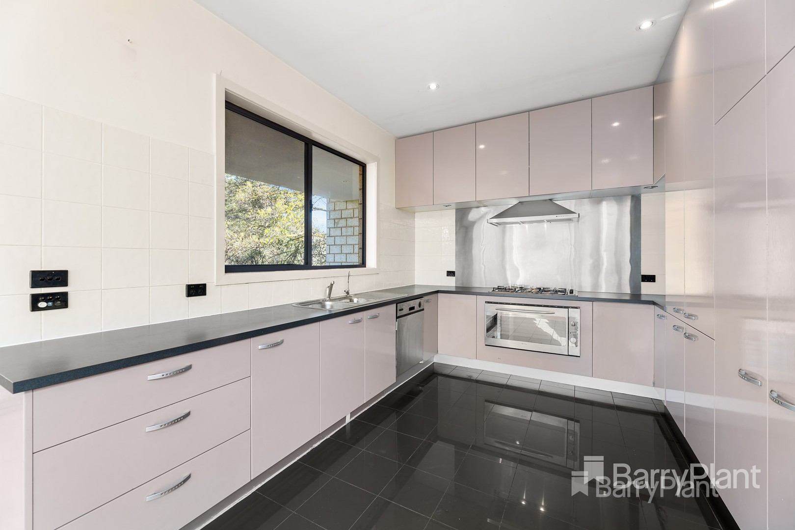 450 Canterbury Road, Forest Hill, VIC 3131, Forest Hill - Thumbnail 2