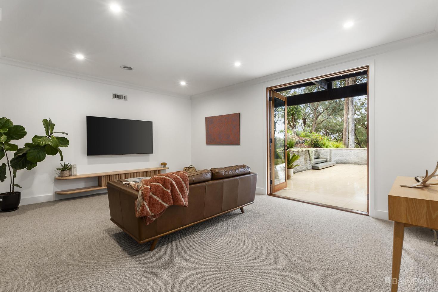 454 Reynolds Road, Research, VIC 3095, Research - Thumbnail 2