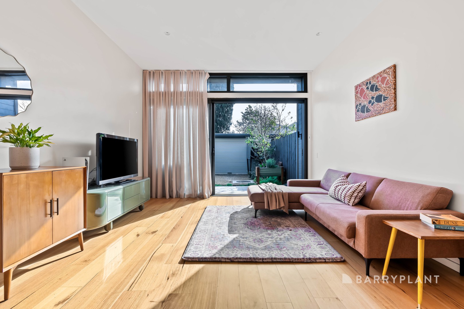46 Banksia Walk, Preston, VIC 3072 - Thumbnail 2 - 05/08/2026