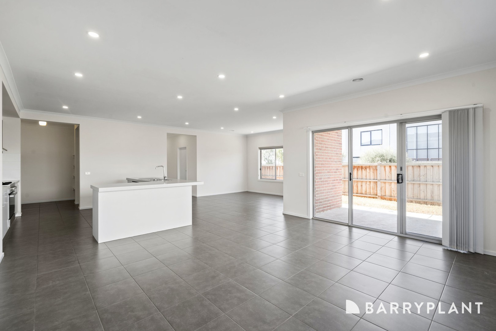 46 Bayvista Circuit, Point Cook, VIC 3030, Point Cook - Thumbnail 5