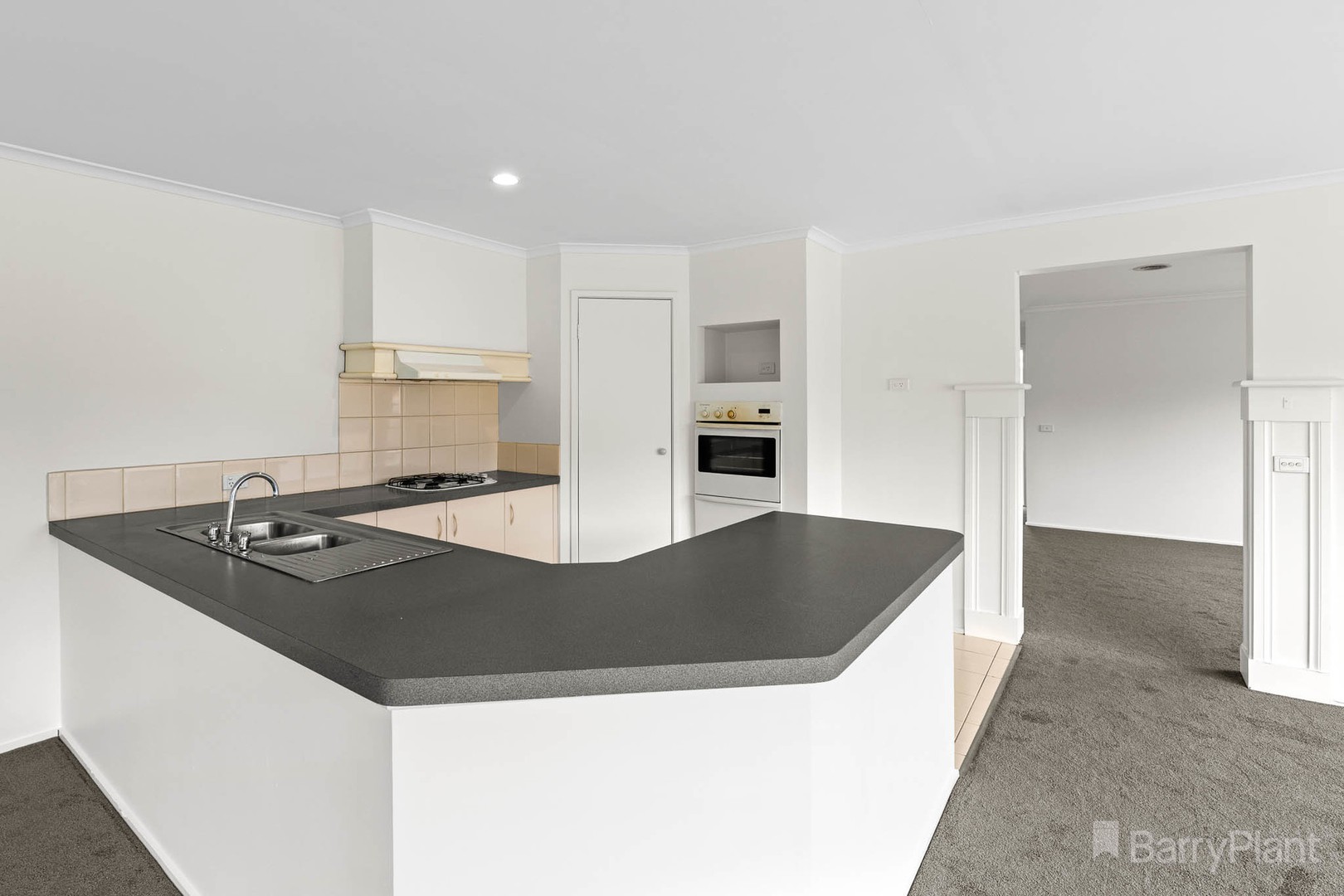 46 Bellevue Drive, Berwick, VIC 3806, Berwick - Thumbnail 7