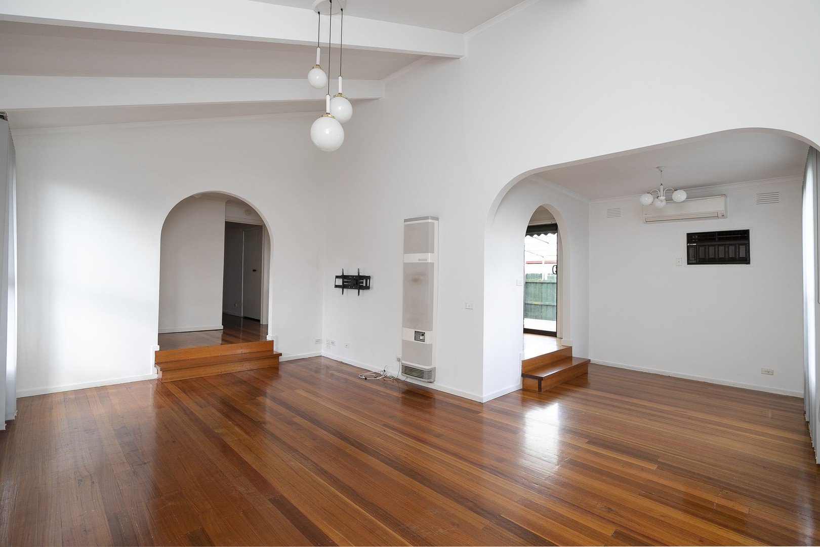 46 Chester Crescent, Deer Park, VIC 3023, Deer Park - Thumbnail 4