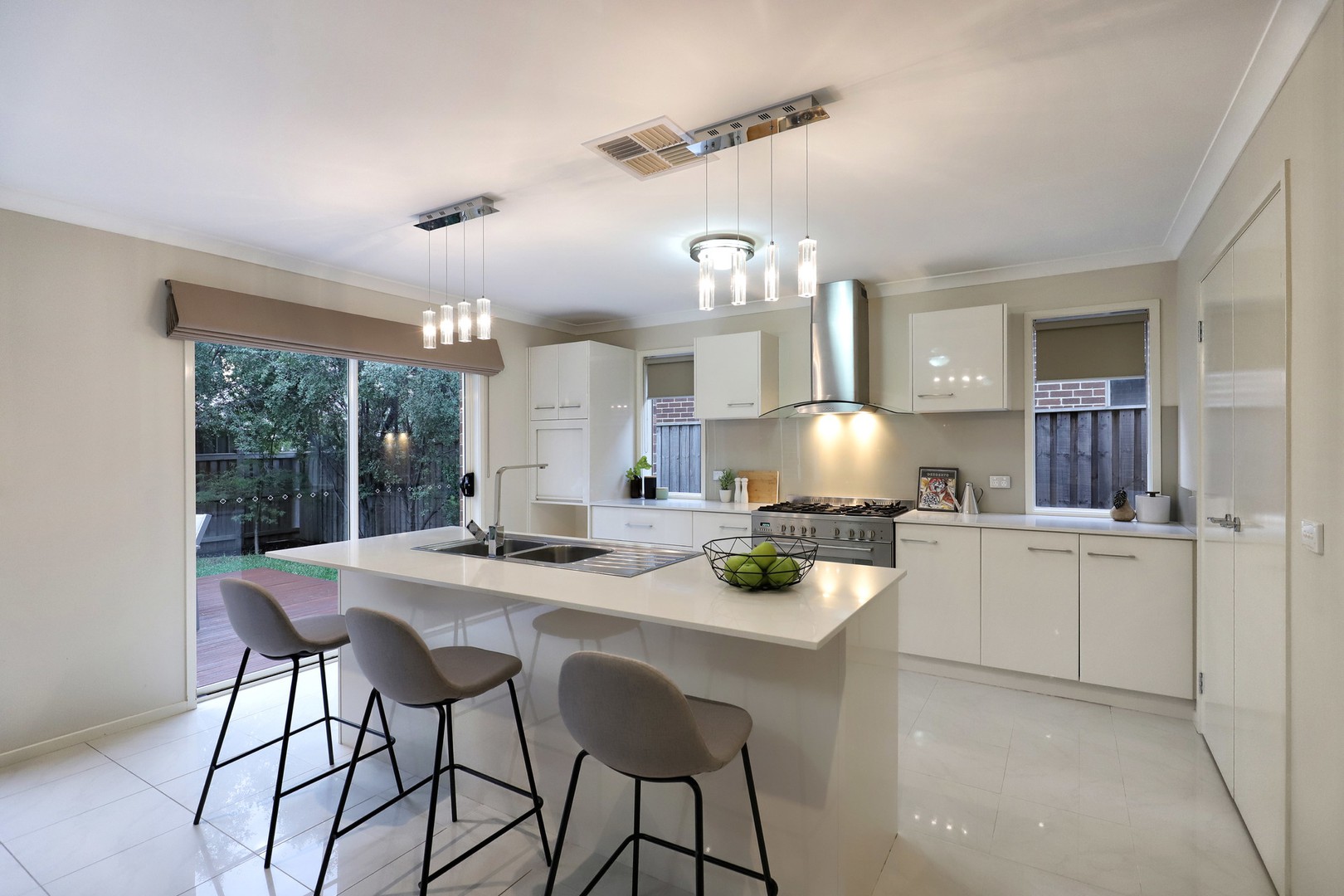 46 Claremont Street, Craigieburn, VIC 3064, Craigieburn - Thumbnail 2