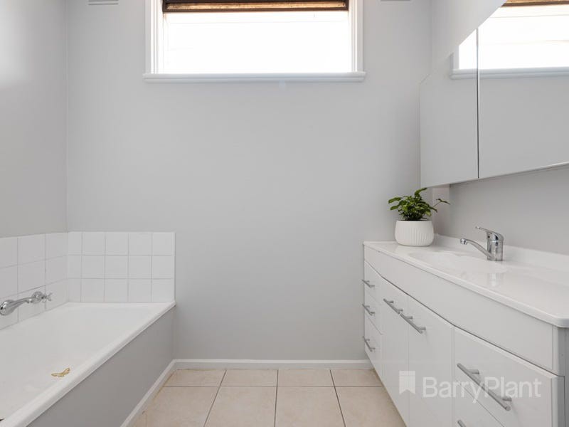 46 Cochrane Avenue, Keysborough, VIC 3173, Keysborough - Thumbnail 6
