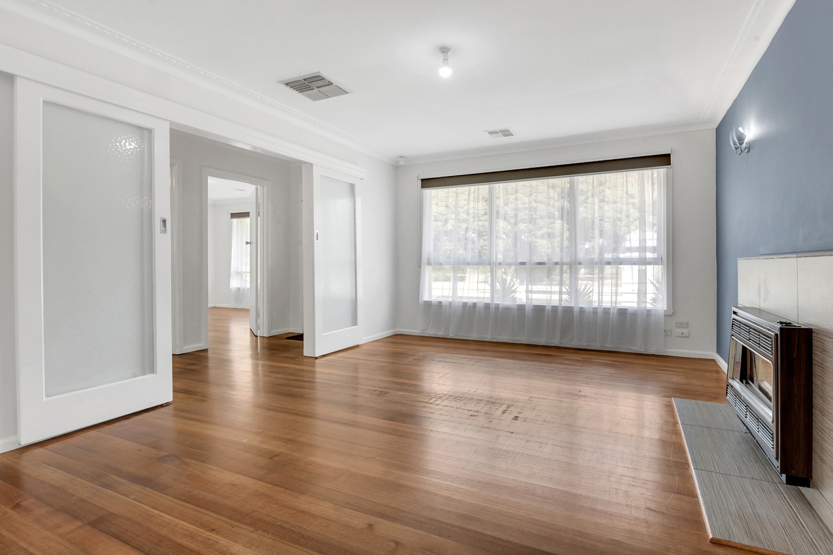 46 Dianne Avenue, Craigieburn, VIC 3064, Craigieburn - Thumbnail 2
