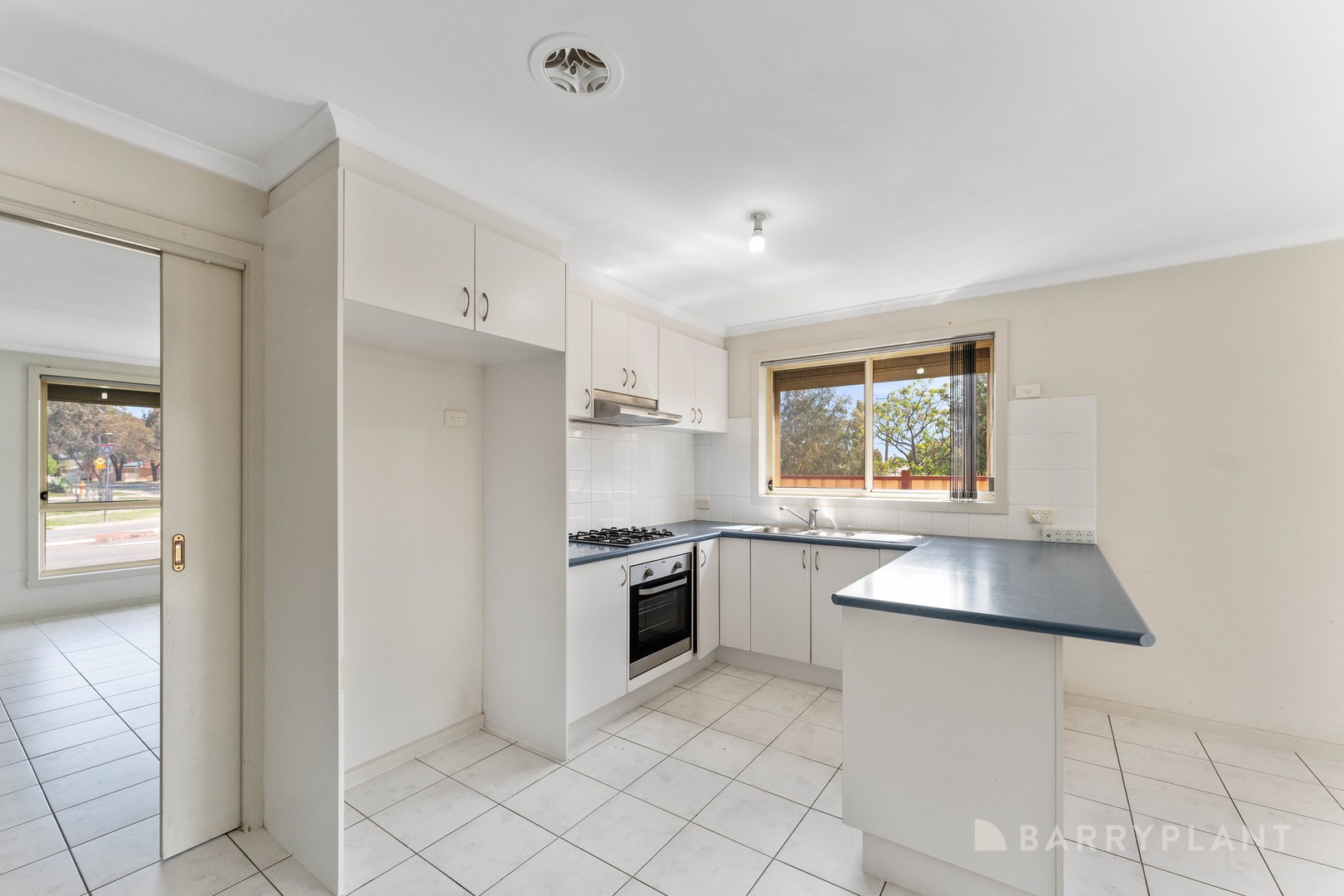 46 Gladstone Street, St Albans, VIC 3021, St Albans - Thumbnail 4
