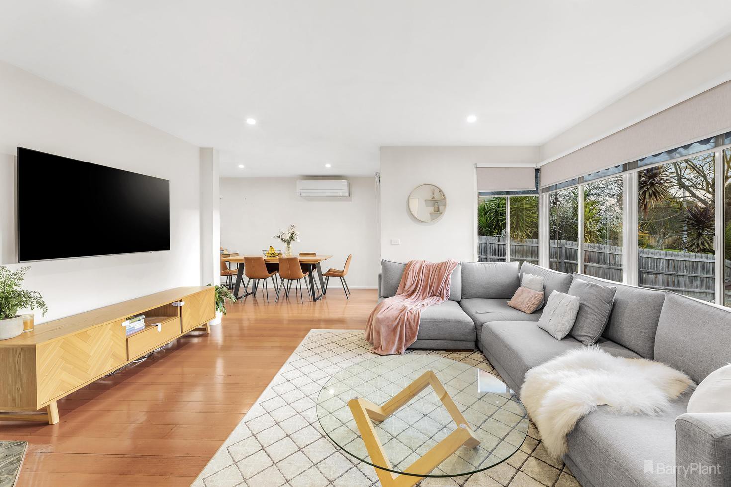 46 Greenslopes Drive, Mooroolbark, VIC 3138, Mooroolbark - Thumbnail 2