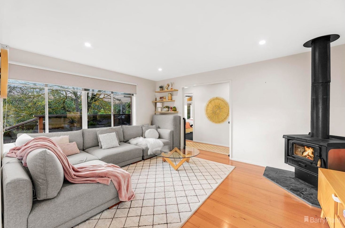 46 Greenslopes Drive, Mooroolbark, VIC 3138, Mooroolbark - Thumbnail 2