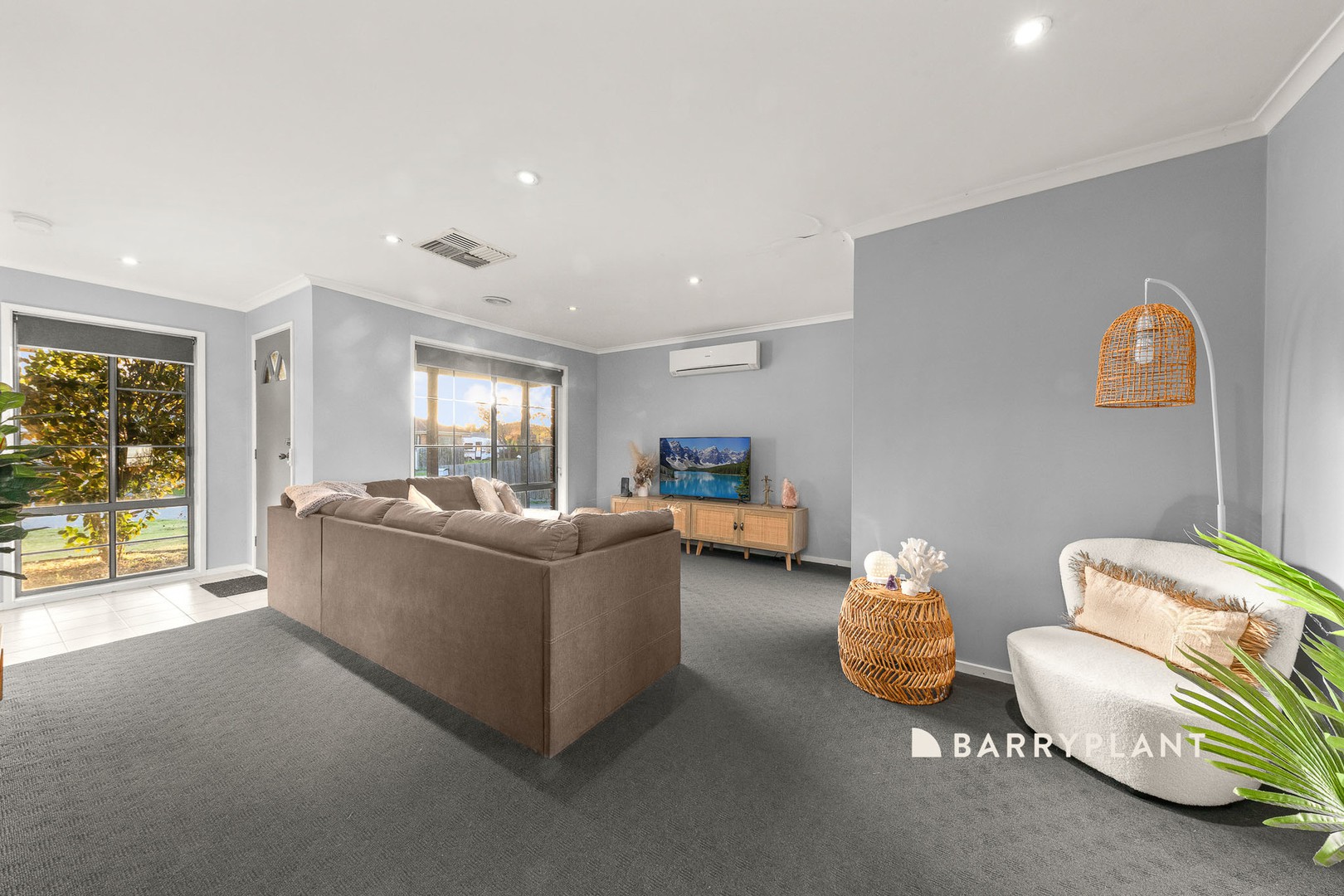 46 Insignia Crescent, Berwick, VIC 3806, Berwick - Thumbnail 2