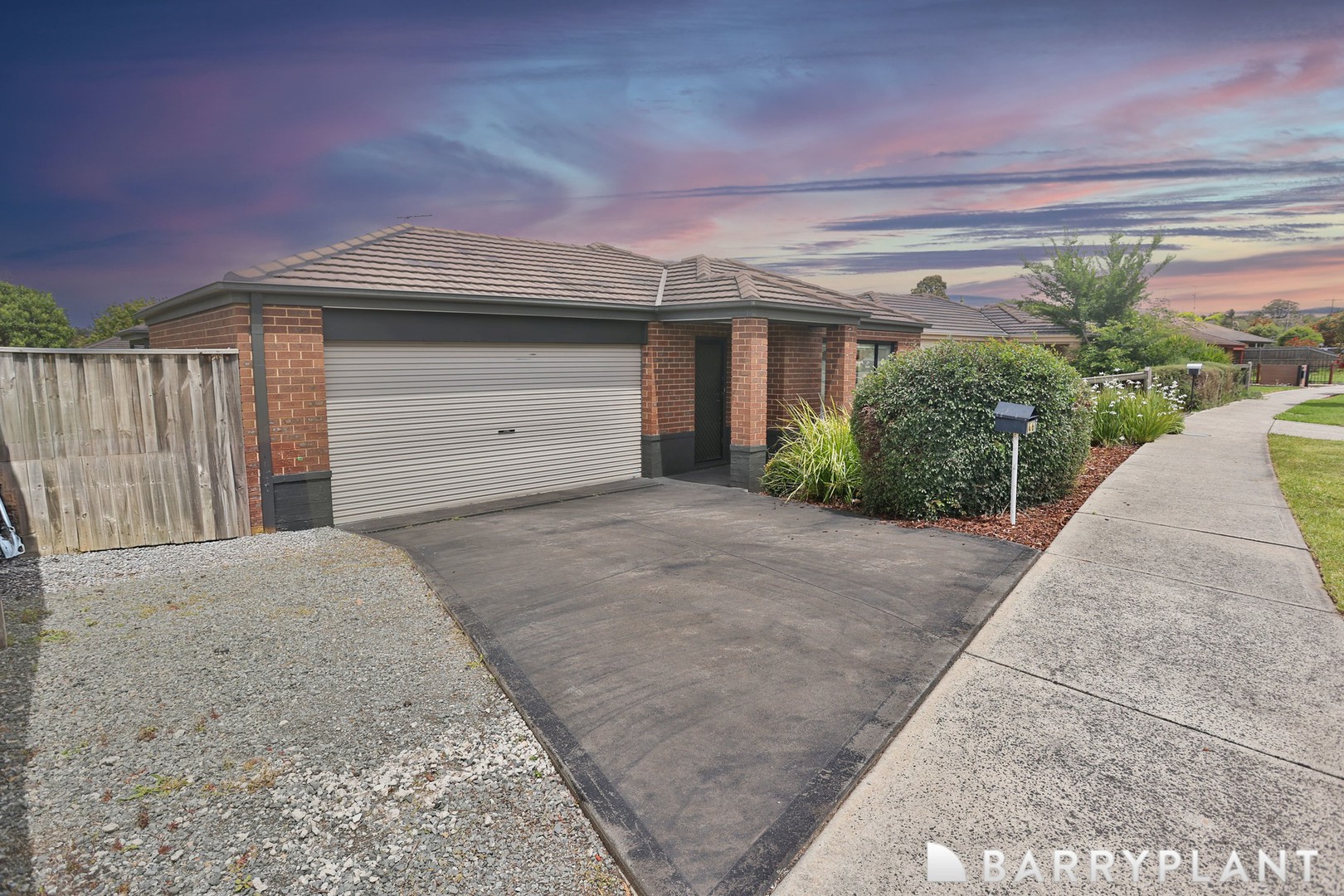 46 Irving Road, Pakenham, VIC 3810 - Thumbnail 2 - 13/11/2025