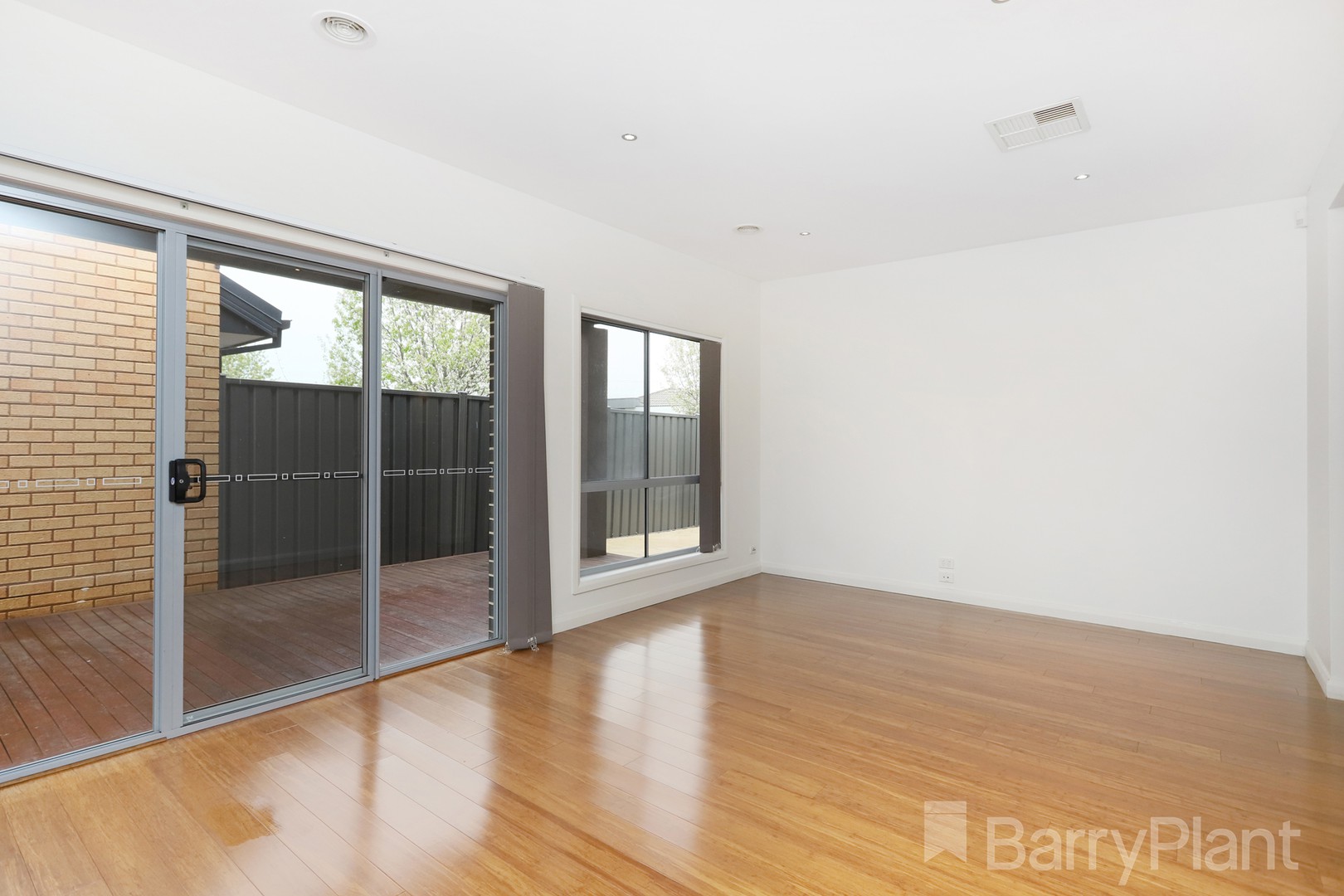 46 Jonah Parade, Deer Park, VIC 3023 - Thumbnail 2 - 06/10/2022