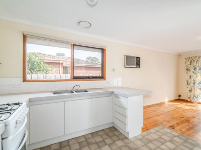 46 Langdale Drive, Croydon Hills, VIC 3136, Croydon Hills - Thumbnail 3