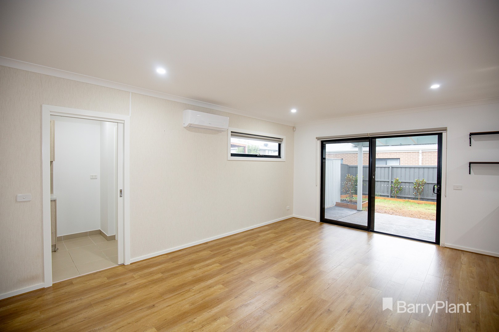 46 Mortlake Drive, Officer South, VIC 3809, Officer South - Thumbnail 3