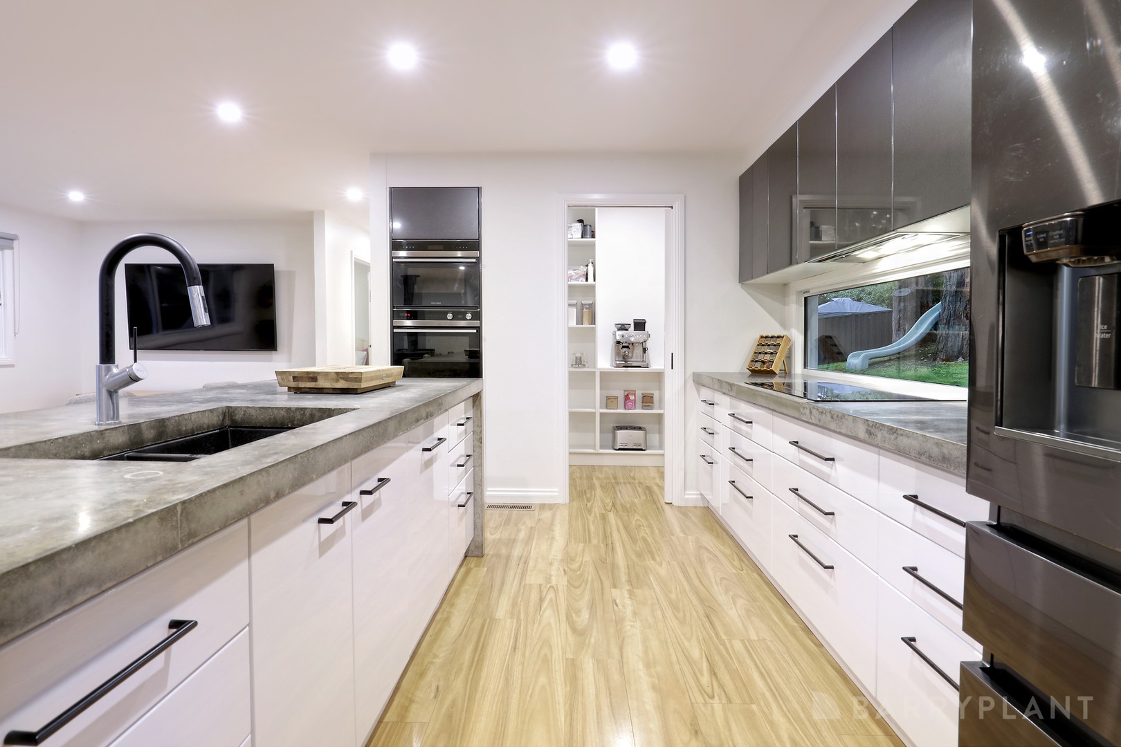 46 Mountain Road, Cockatoo, VIC 3781, Cockatoo - Thumbnail 3
