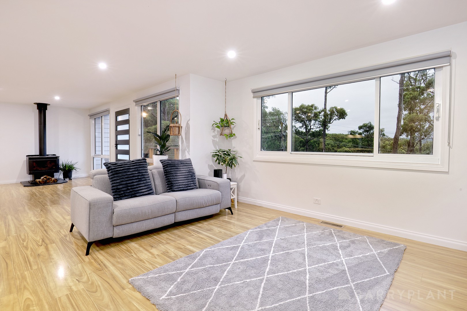 46 Mountain Road, Cockatoo, VIC 3781, Cockatoo - Thumbnail 7