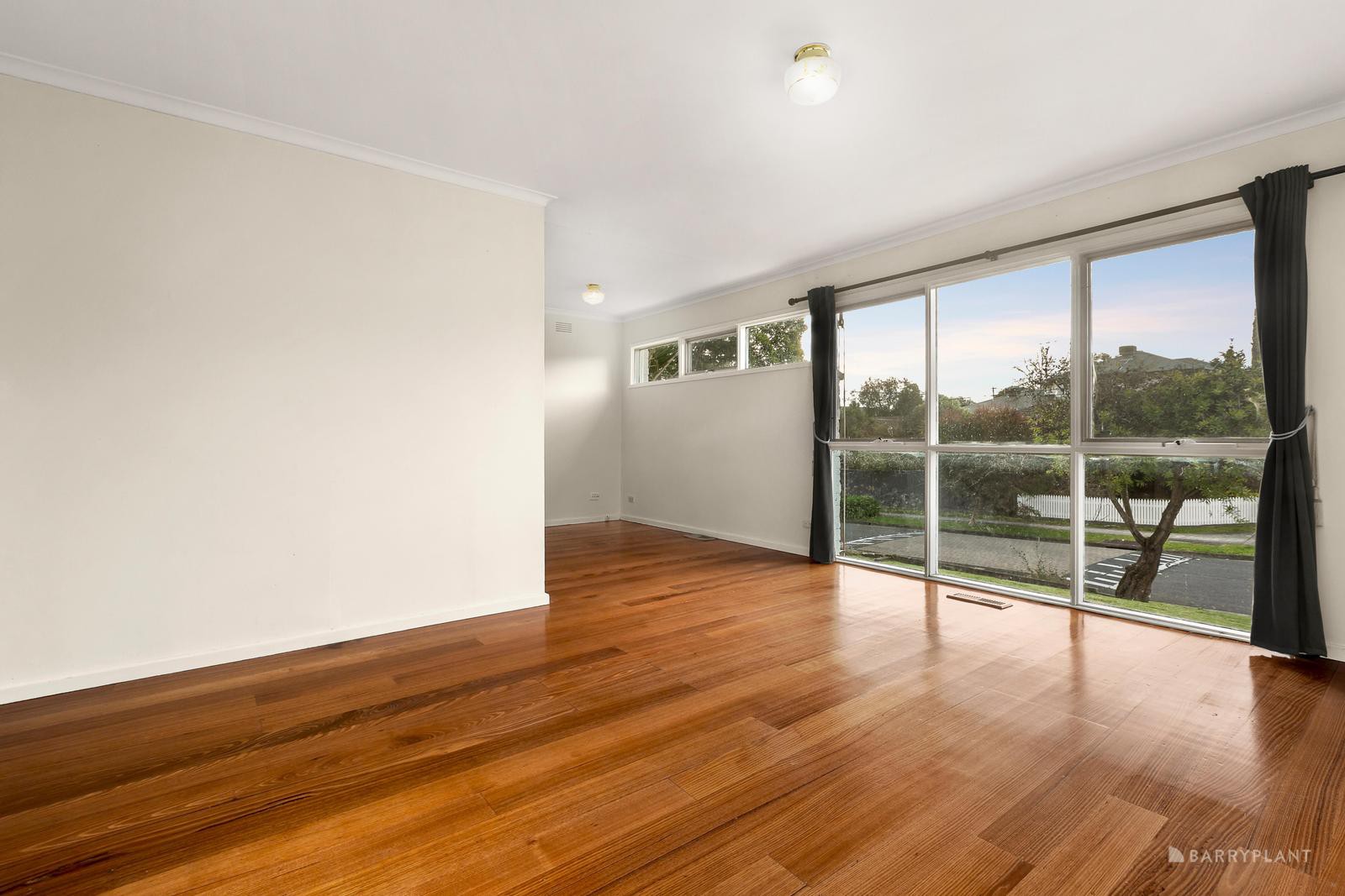 46 Ormond Avenue, Mitcham, VIC 3132, Mitcham - Thumbnail 2