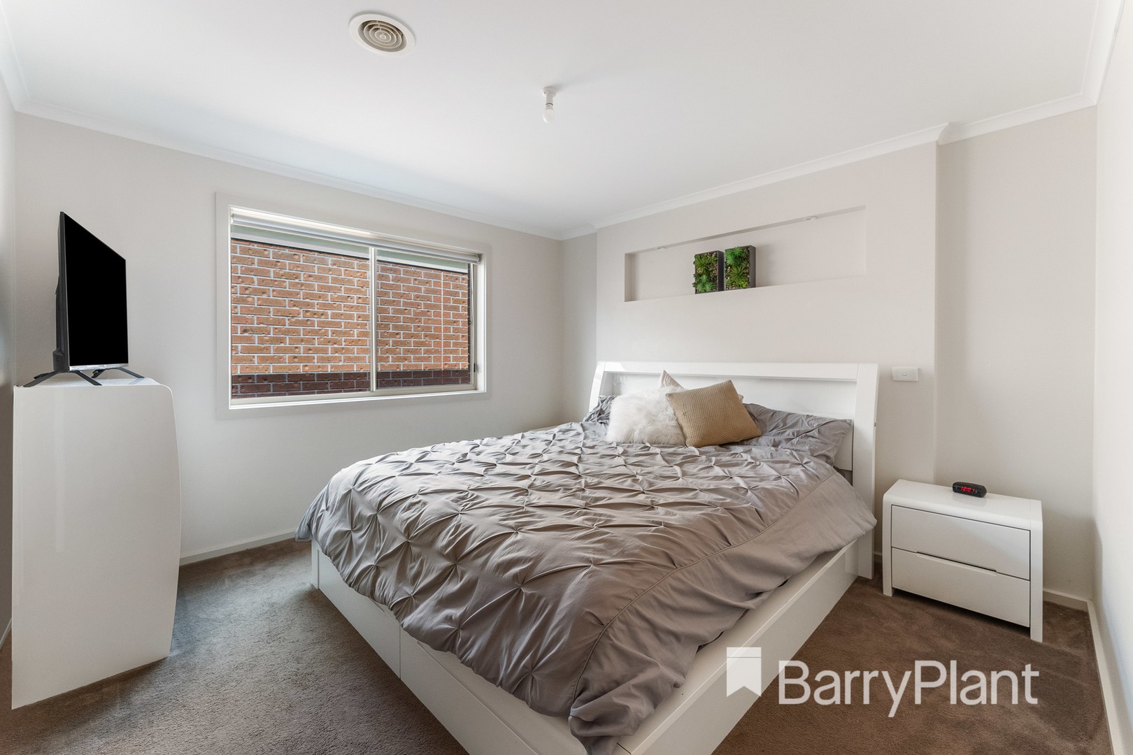 46 Pedder Street, Manor Lakes, VIC 3024, Manor Lakes - Thumbnail 5
