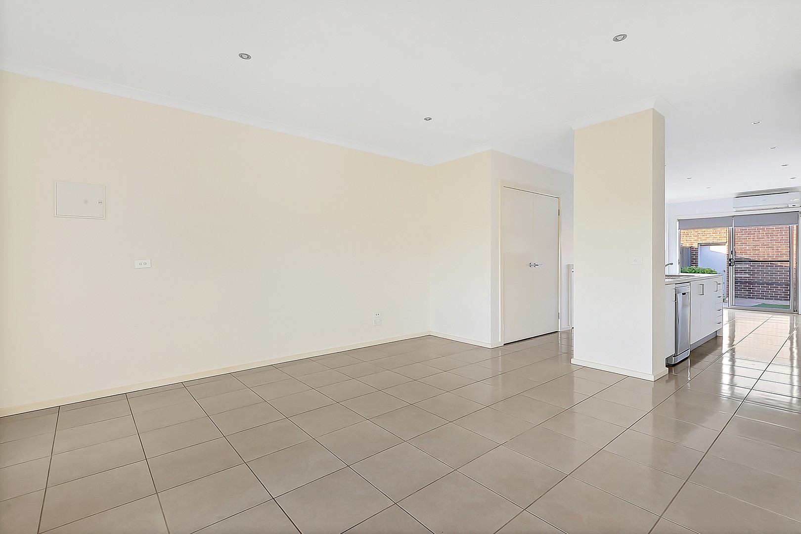 46 Penhall Drive, Craigieburn, VIC 3064, Craigieburn - Thumbnail 5