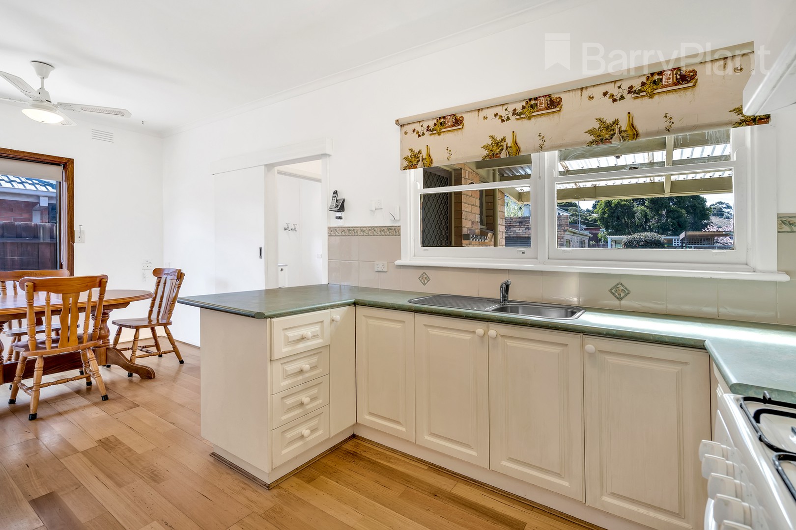 46 Rathcown Road, Reservoir, VIC 3073, Reservoir - Thumbnail 7