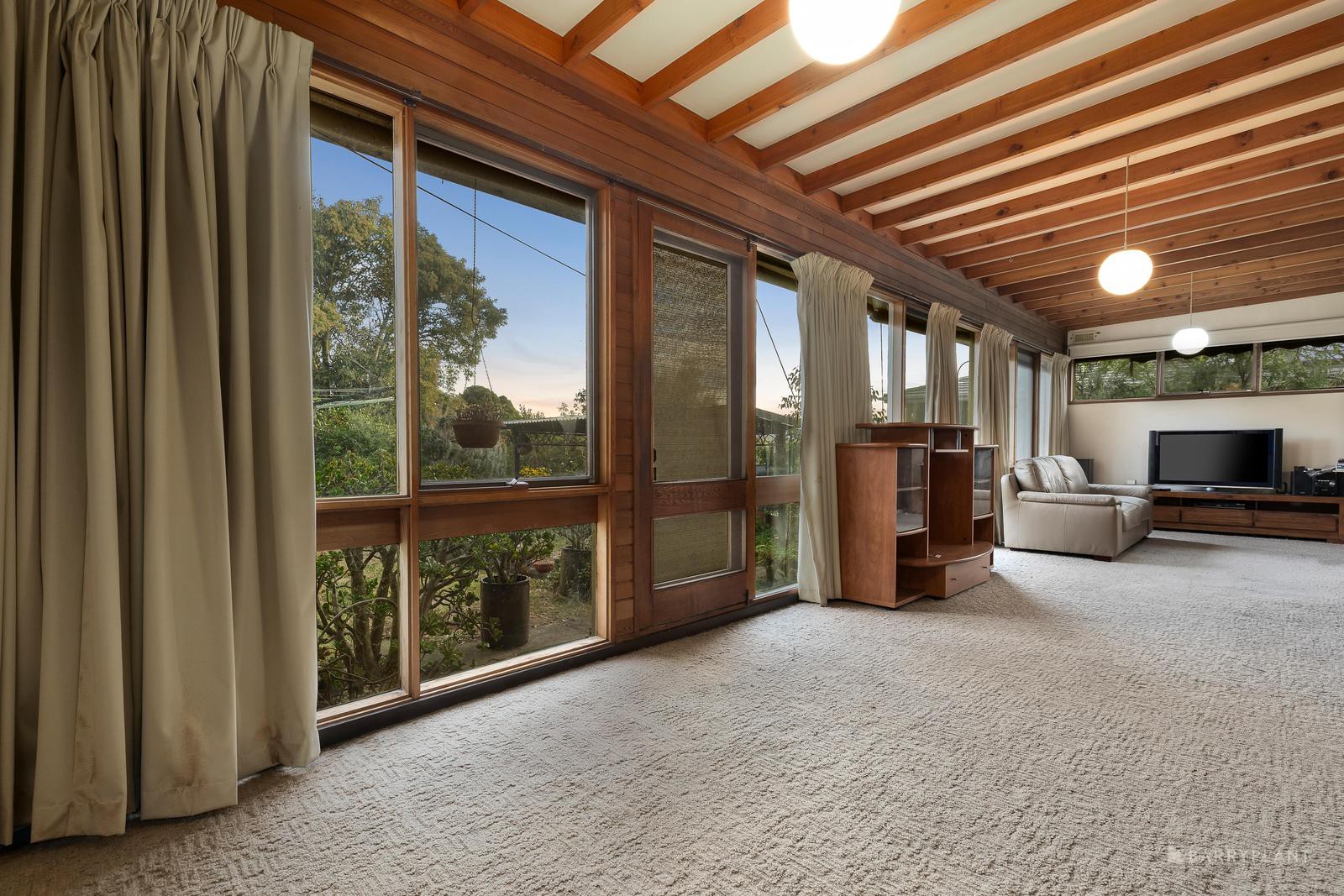 46 Rosella Street, Doncaster East, VIC 3109, Doncaster East - Thumbnail 3