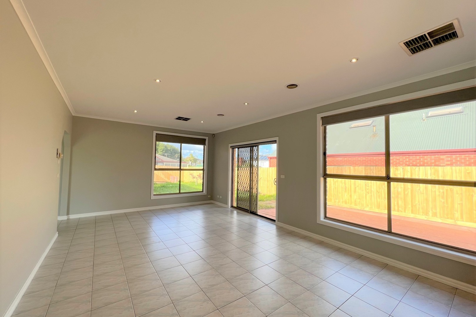 46 Royal Crescent, Hillside, VIC 3037, Hillside - Thumbnail 7