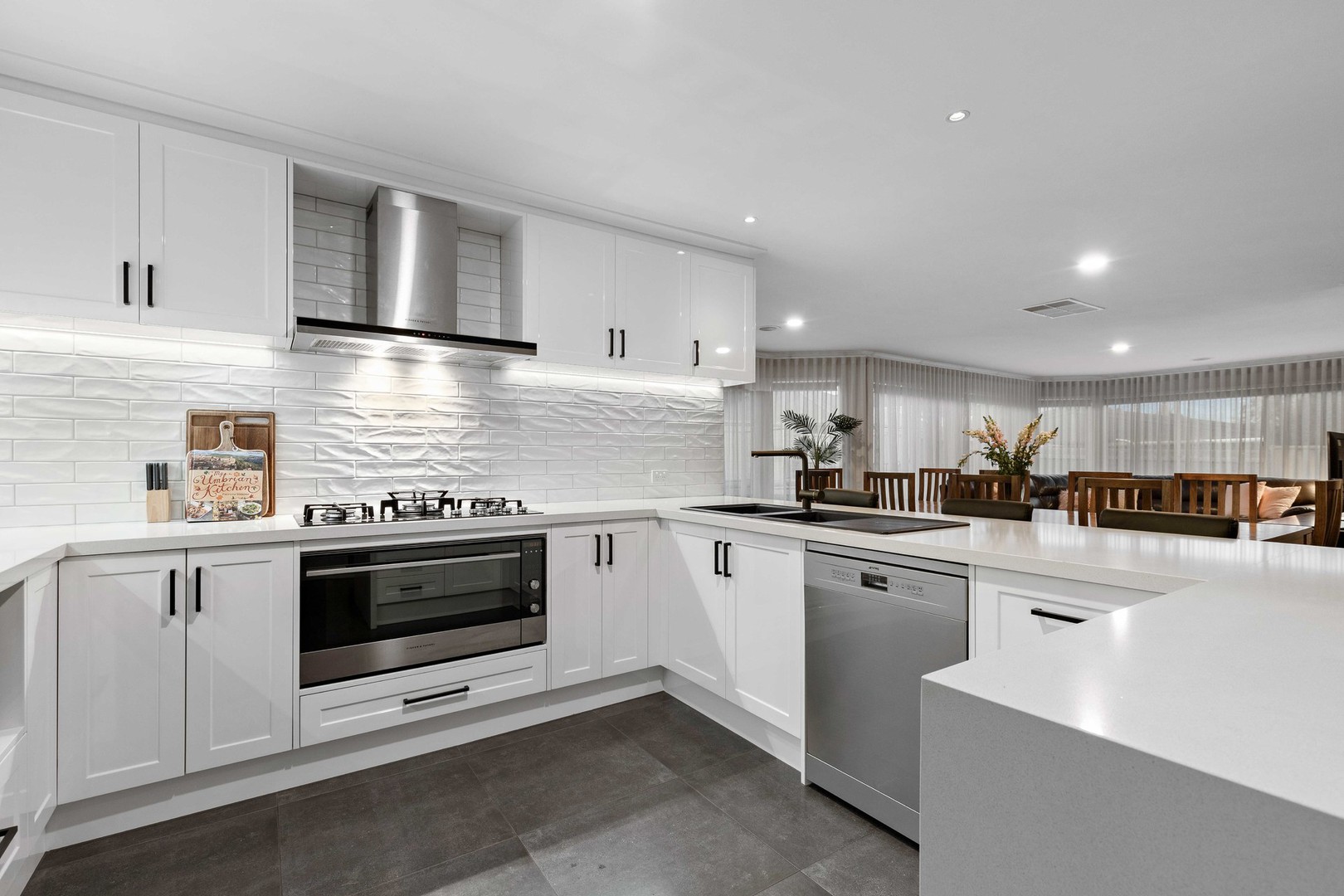 46 Wattle Valley Drive, Hillside, VIC 3037, Hillside - Thumbnail 6