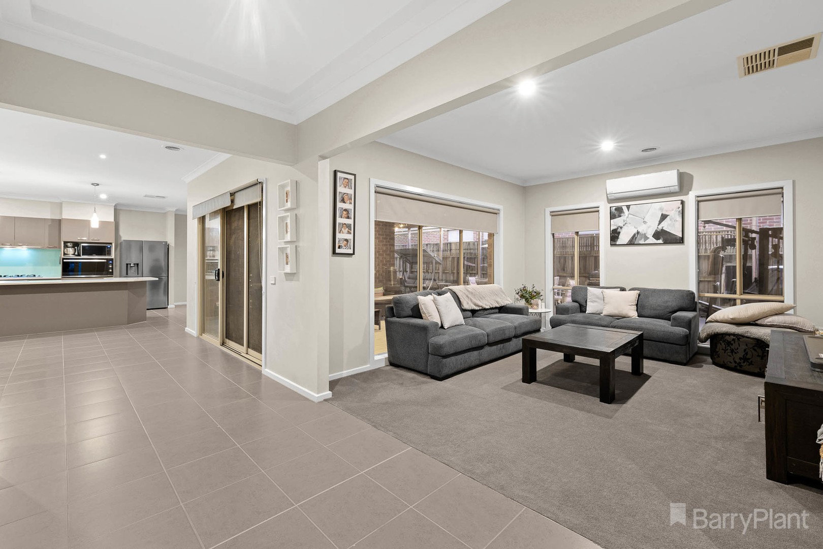 47 Banjo Paterson Drive, Pakenham, VIC 3810, Pakenham - Thumbnail 2