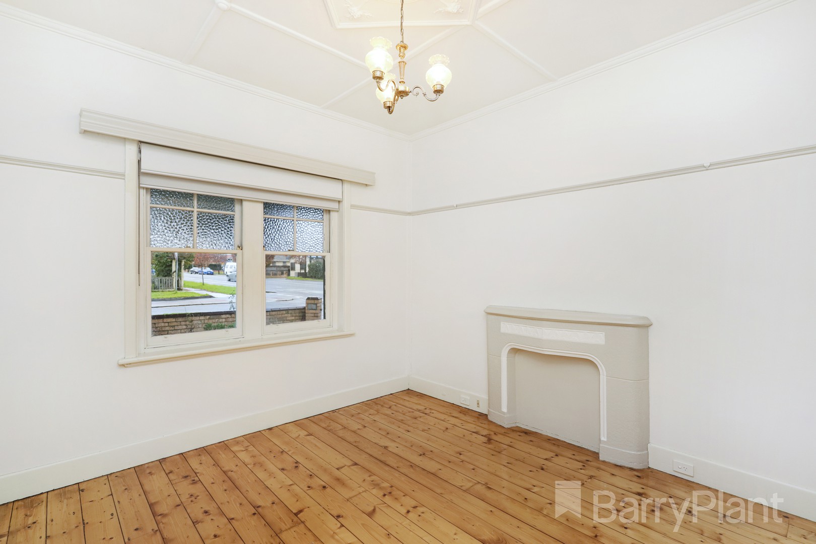 47 Benjamin Street, Sunshine, VIC 3020 - Thumbnail 2 - 31/05/2022