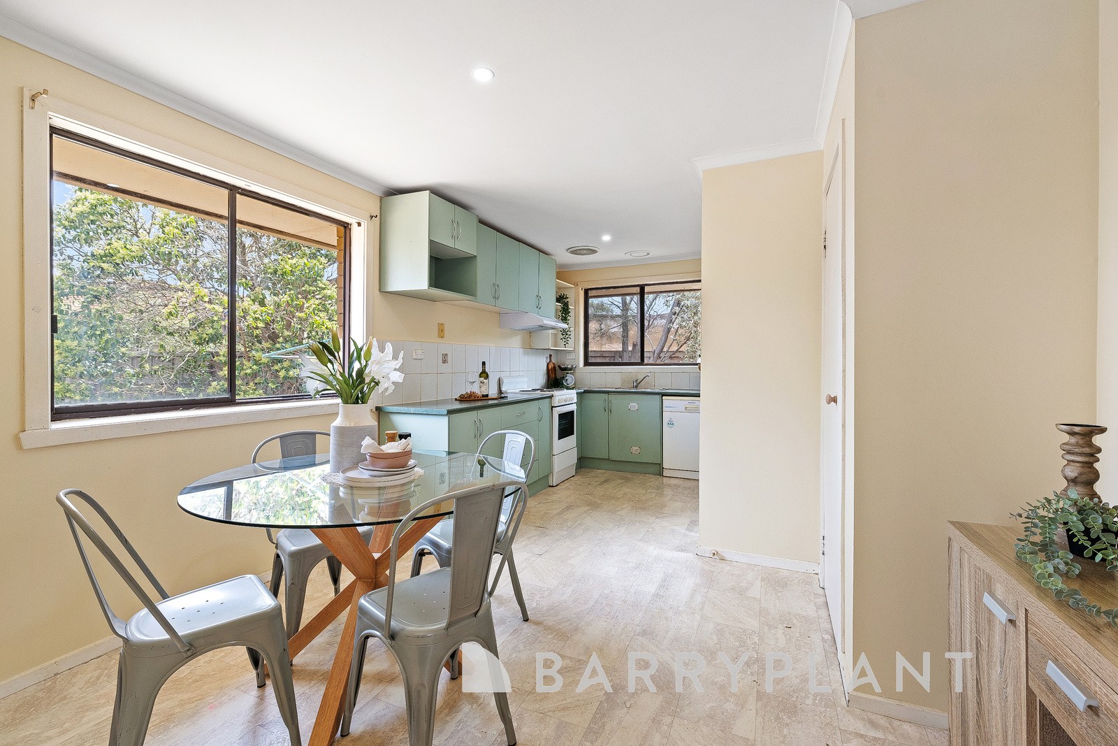 47 Bennett Street, Melton South, VIC 3338, Melton South - Thumbnail 5