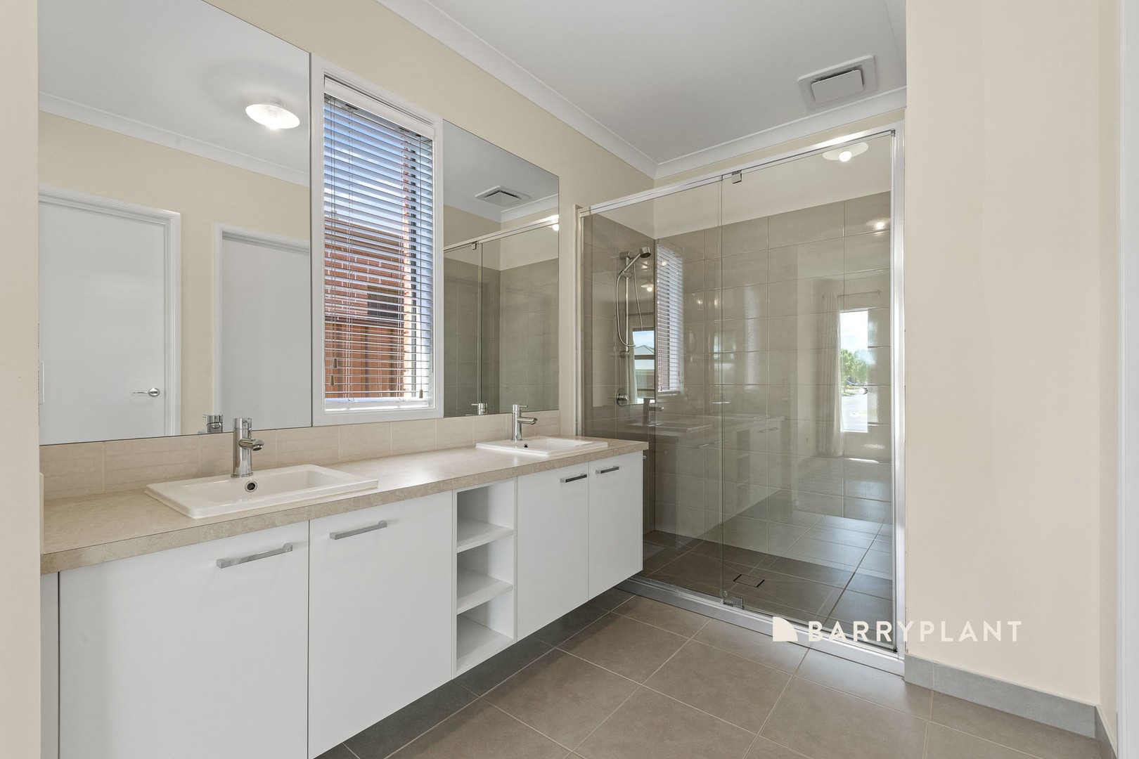 47 Bonnington Boulevard, Clyde North, VIC 3978, Clyde North - Thumbnail 3