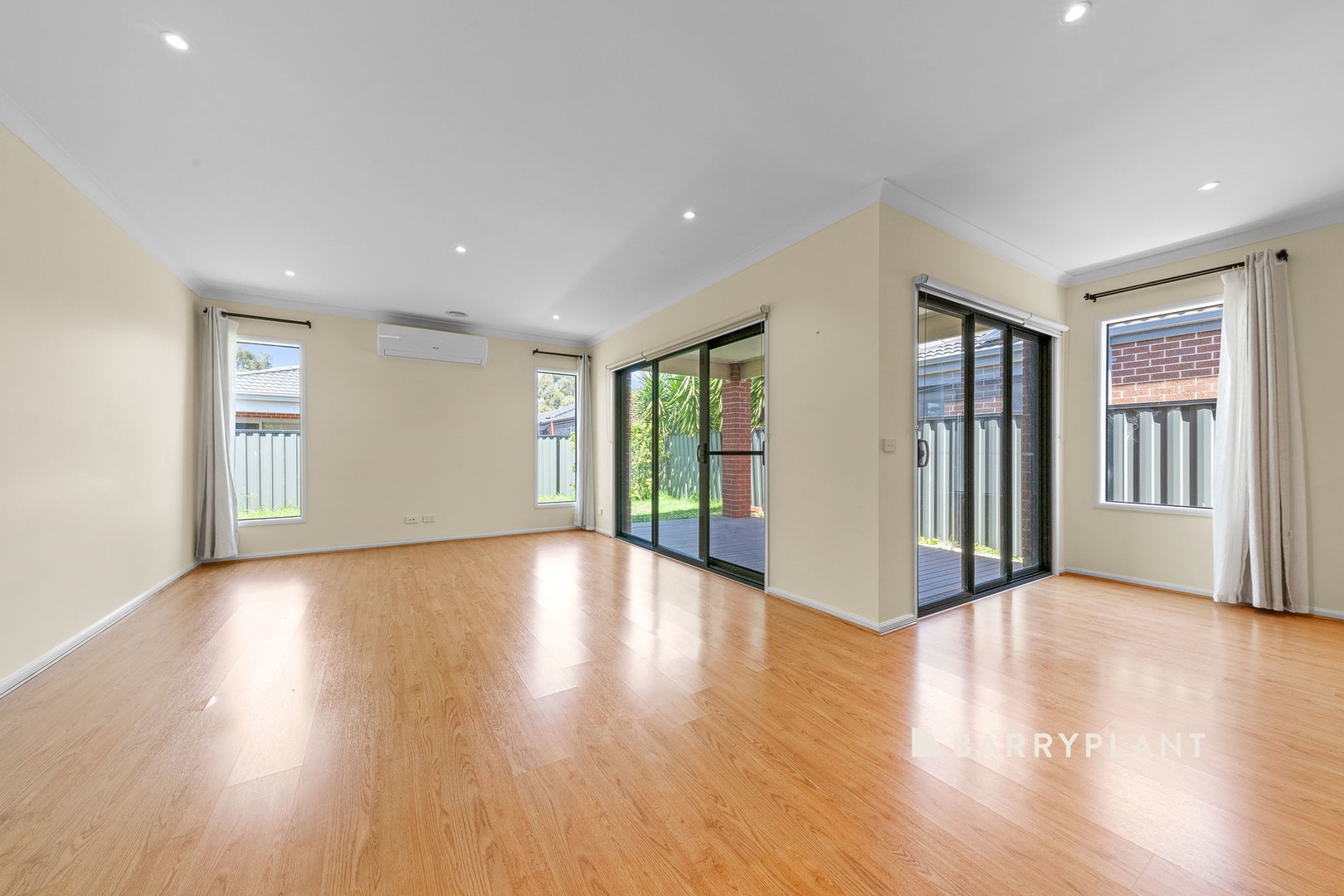 47 Bonnington Boulevard, Clyde North, VIC 3978, Clyde North - Thumbnail 7