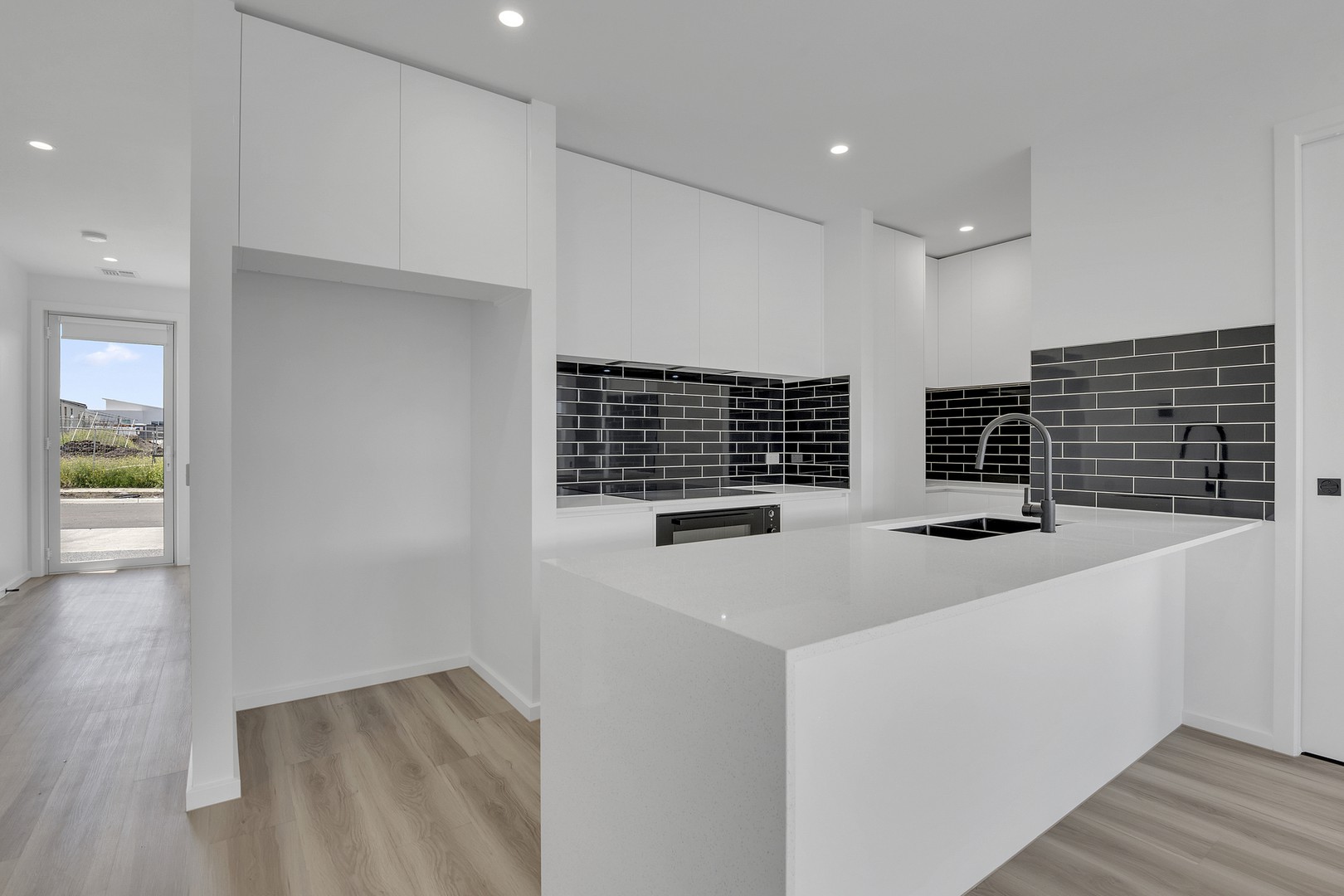 47 Bonnyview Road, Craigieburn, VIC 3064 - Thumbnail 1 - 04/12/2025