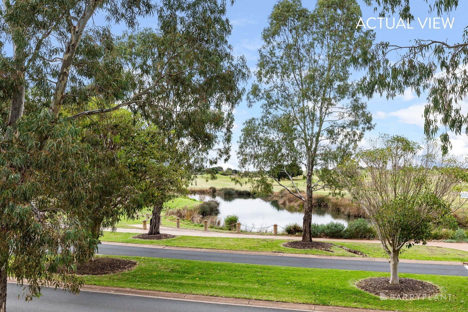47 Broadbeach Circuit, Sanctuary Lakes, VIC 3030, Point Cook - Thumbnail 3