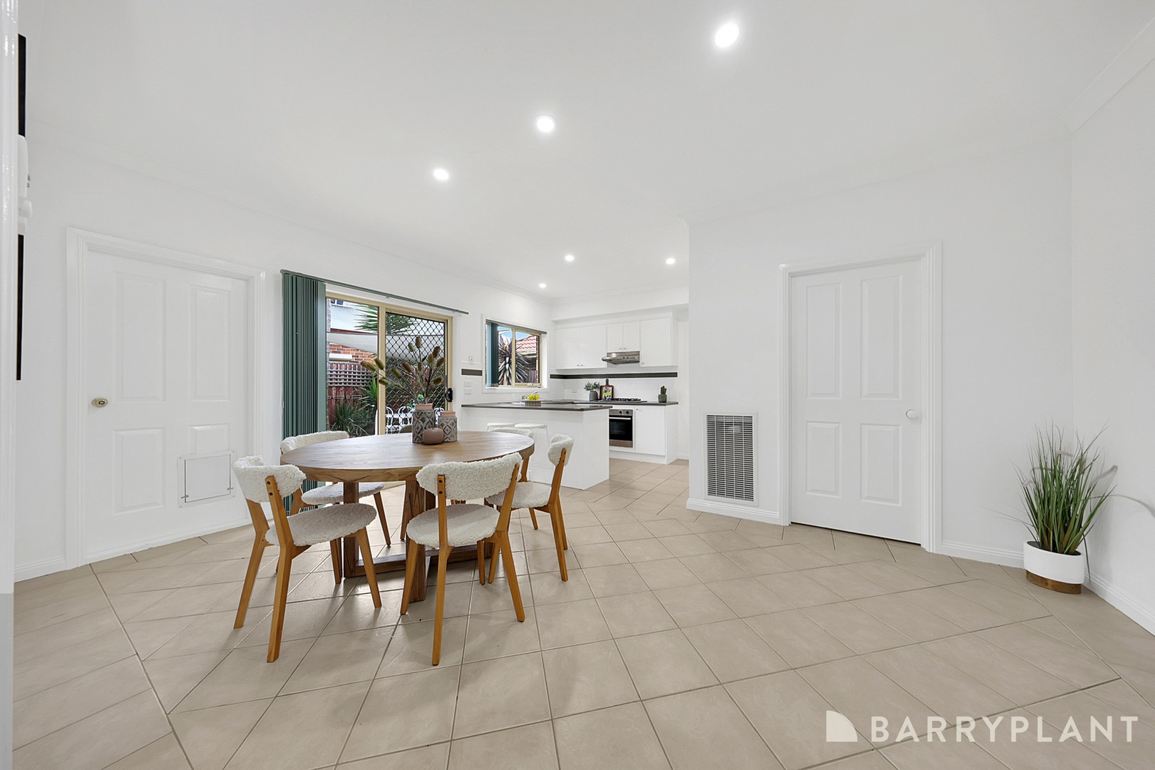 47 Capri Close, South Morang, VIC 3752, South Morang - Thumbnail 3