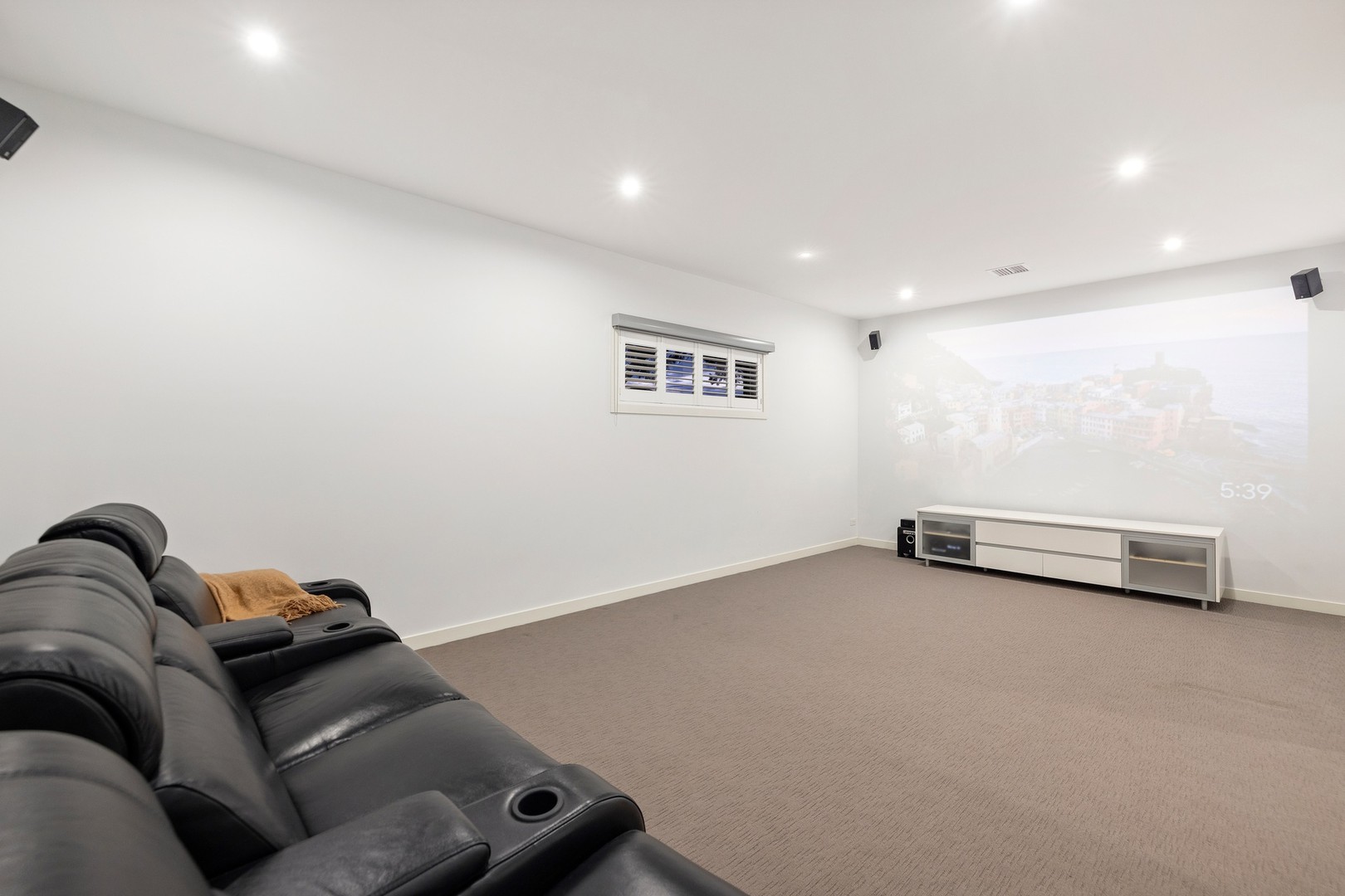 47 Cooinda Way, Point Cook, VIC 3030, Point Cook - Thumbnail 4