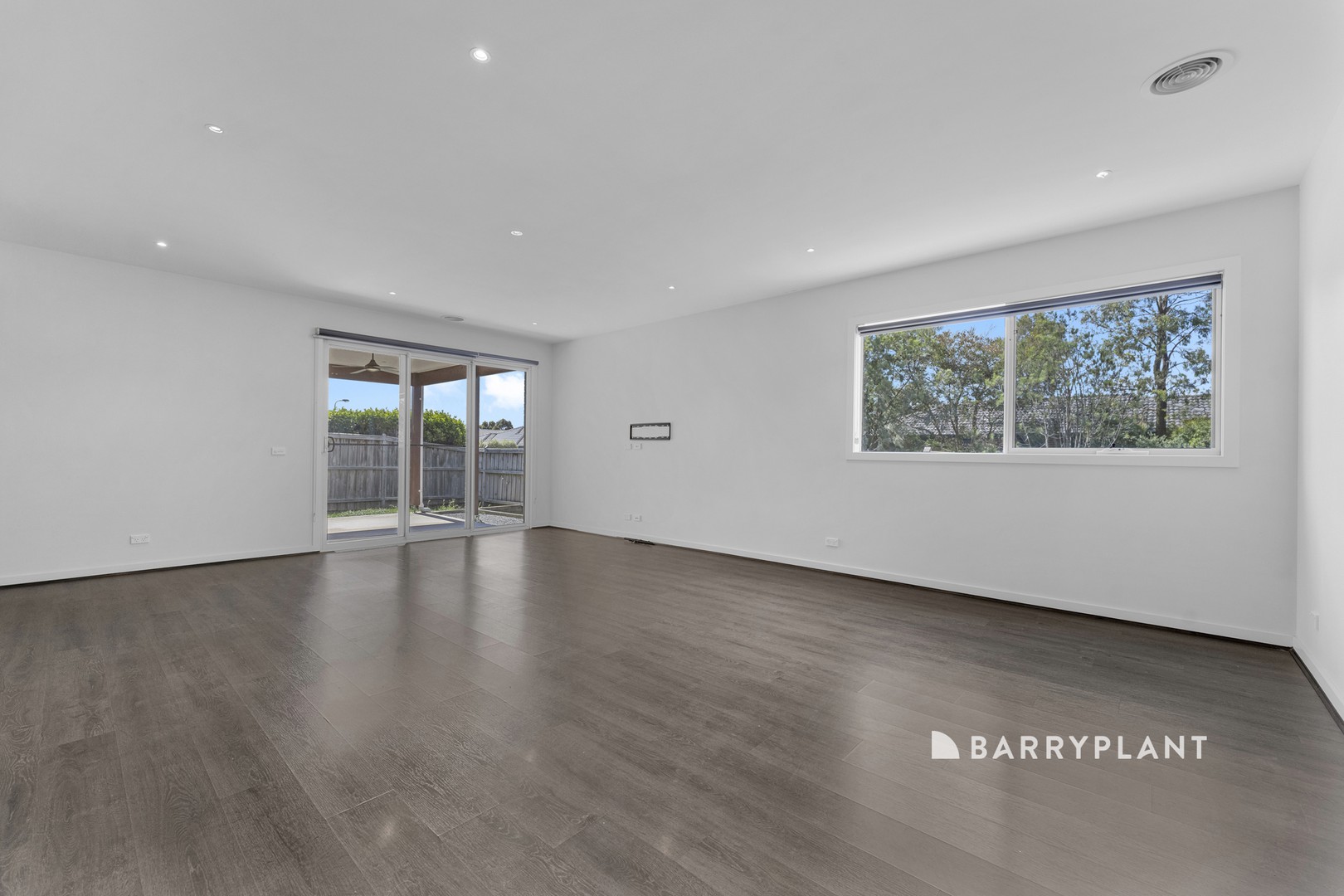 47 Crepe Avenue, Cranbourne West, VIC 3977, Cranbourne West - Thumbnail 5