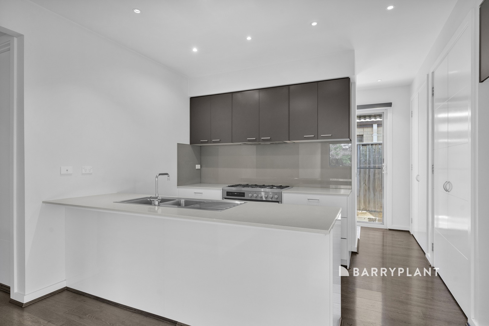47 Crepe Avenue, Cranbourne West, VIC 3977, Cranbourne West - Thumbnail 8