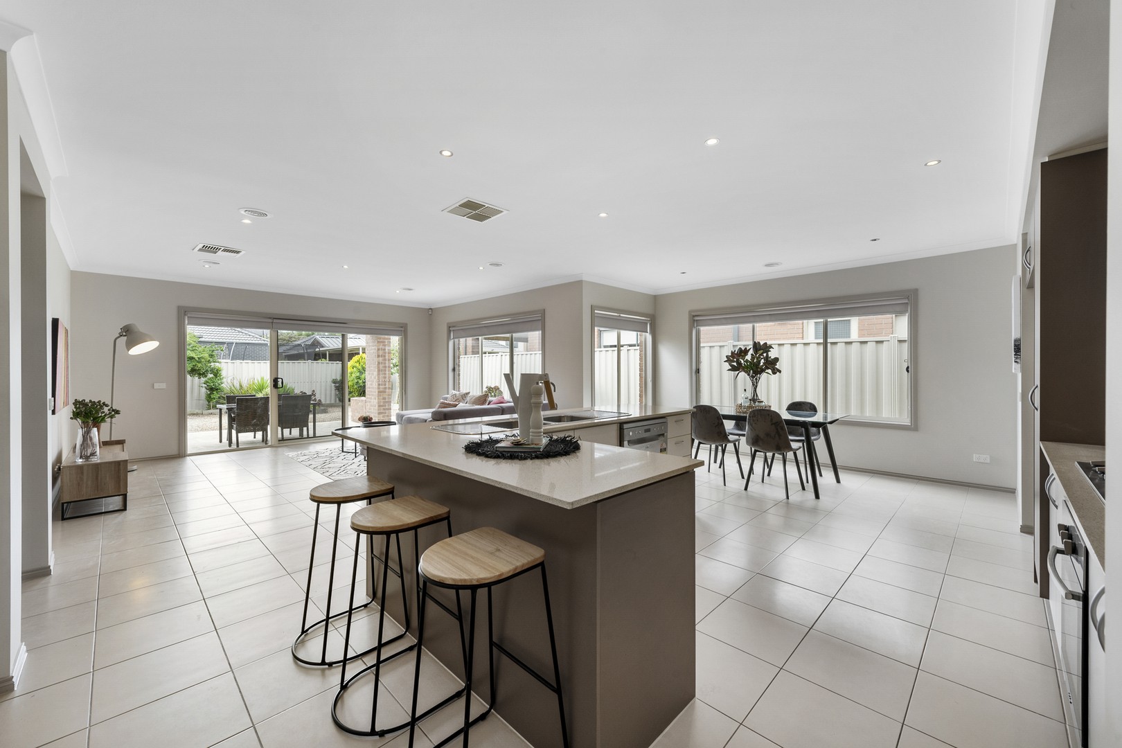 47 Daly CircuitCaroline Springs, VIC 3023, Caroline Springs - Thumbnail 6