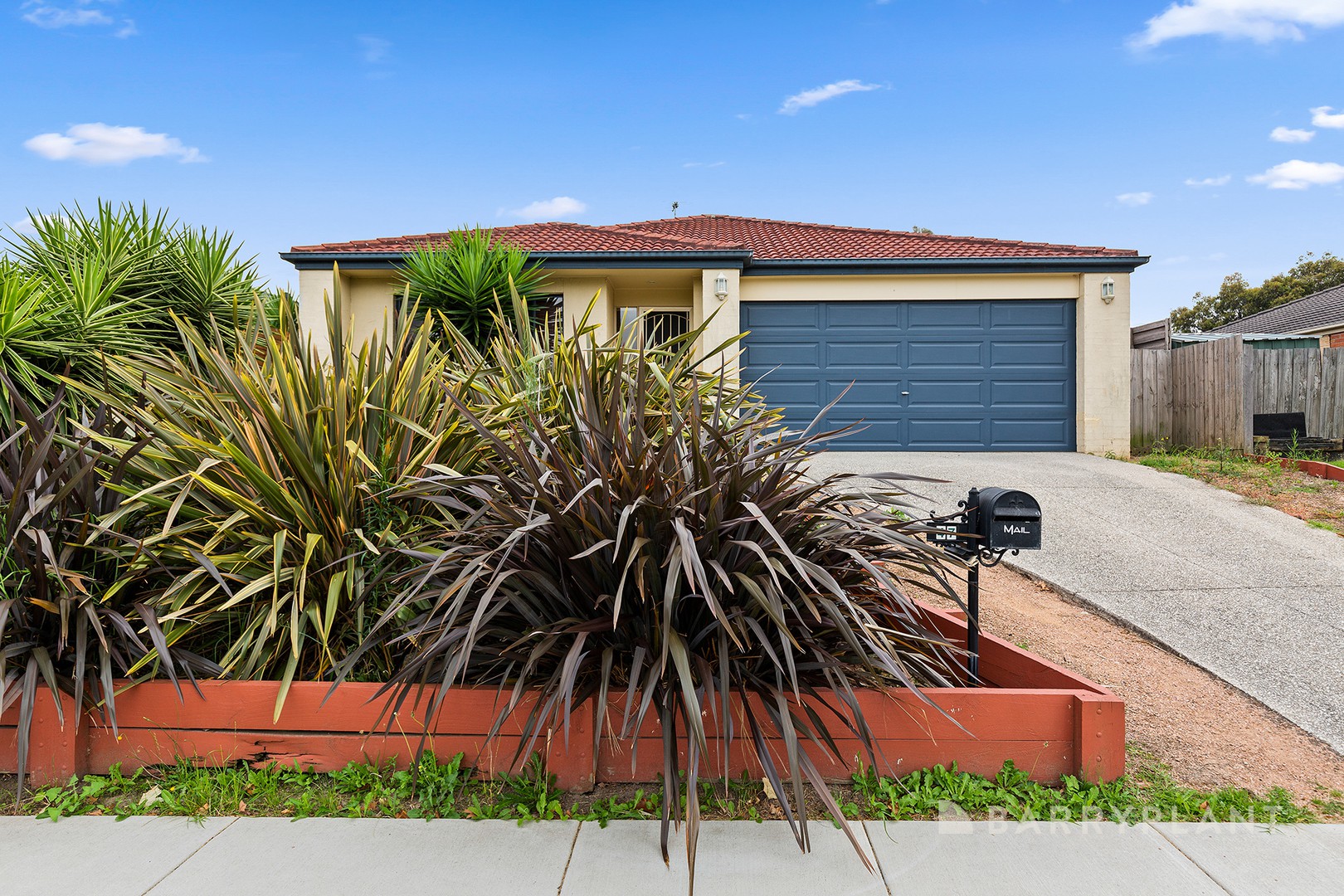 47 Fieldstone Boulevard, Beaconsfield, VIC 3807, Beaconsfield - Thumbnail 2