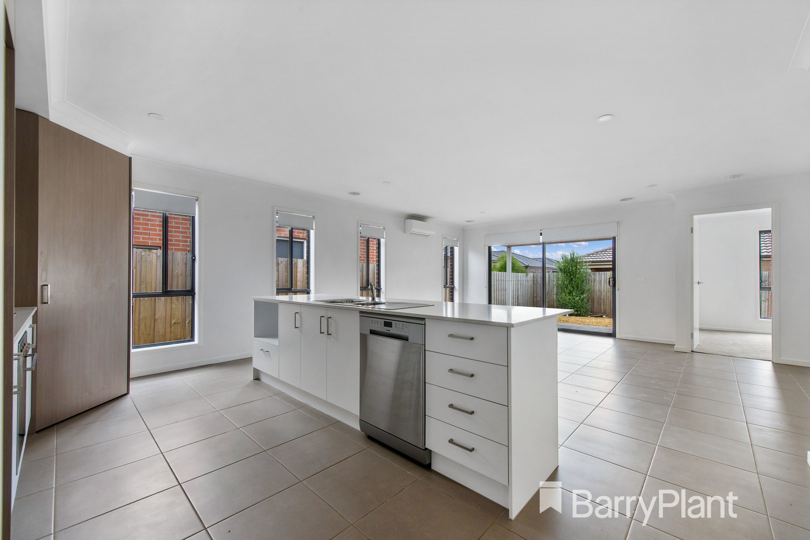 47 Gillespie Drive, Weir Views, VIC 3338, Weir Views - Thumbnail 6