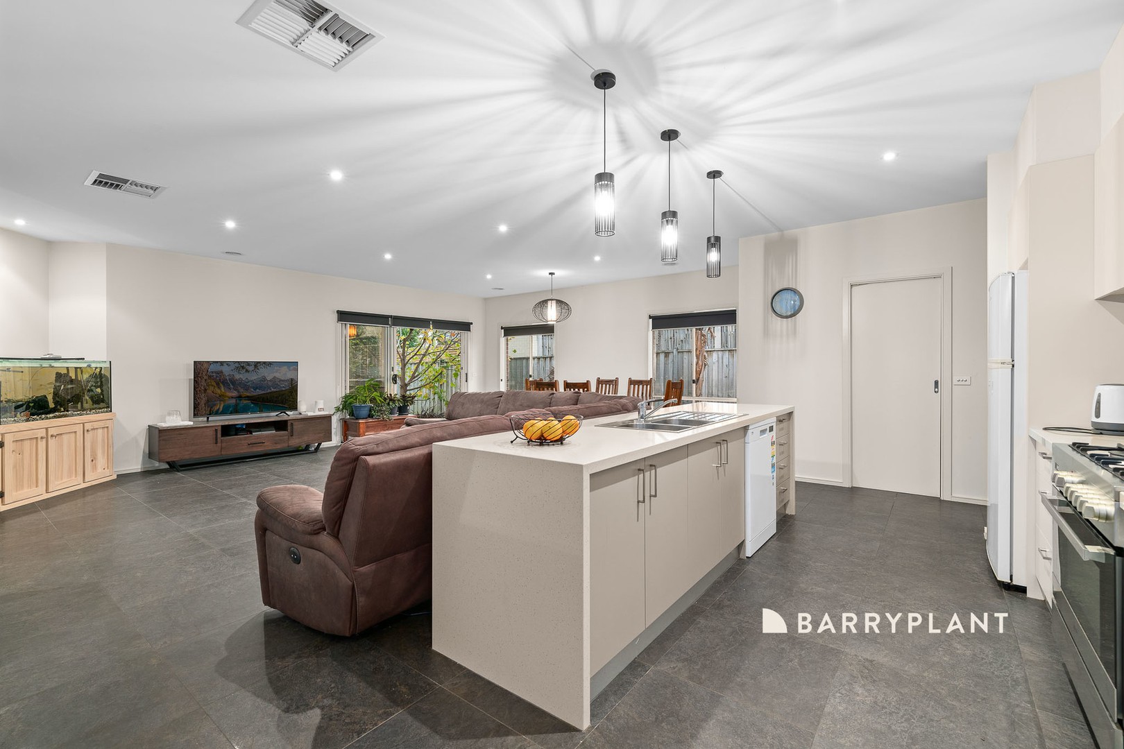 47 Grandvue Boulevard, Officer, VIC 3809, Officer - Thumbnail 4
