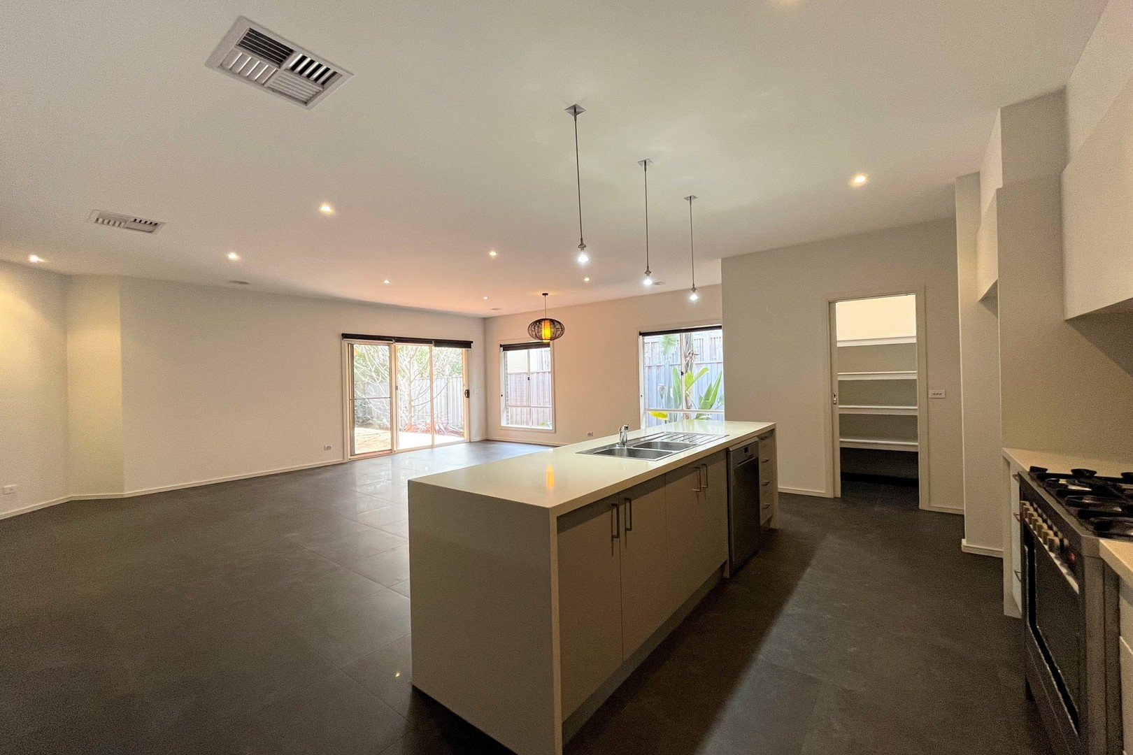 47 Grandvue Boulevard, Officer, VIC 3809, Officer - Thumbnail 6